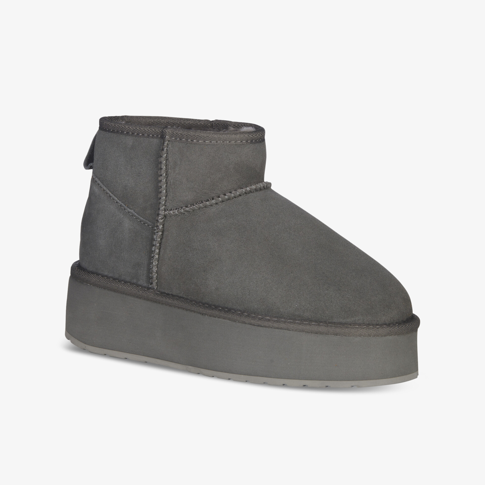 Grauer Winterstiefel mit dick gepolsterter Sohle für optimale Wärme und Komfort bei kaltem Wetter