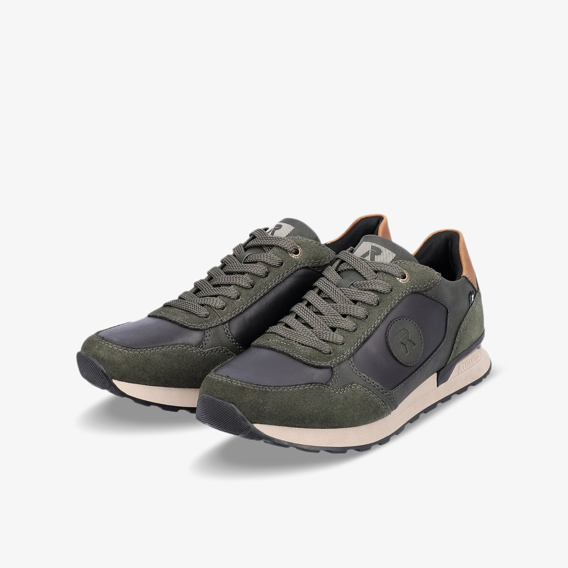 Stylischer Sneaker in Dunkelgrün und Schwarz mit bequemer Passform und modernem Design.
