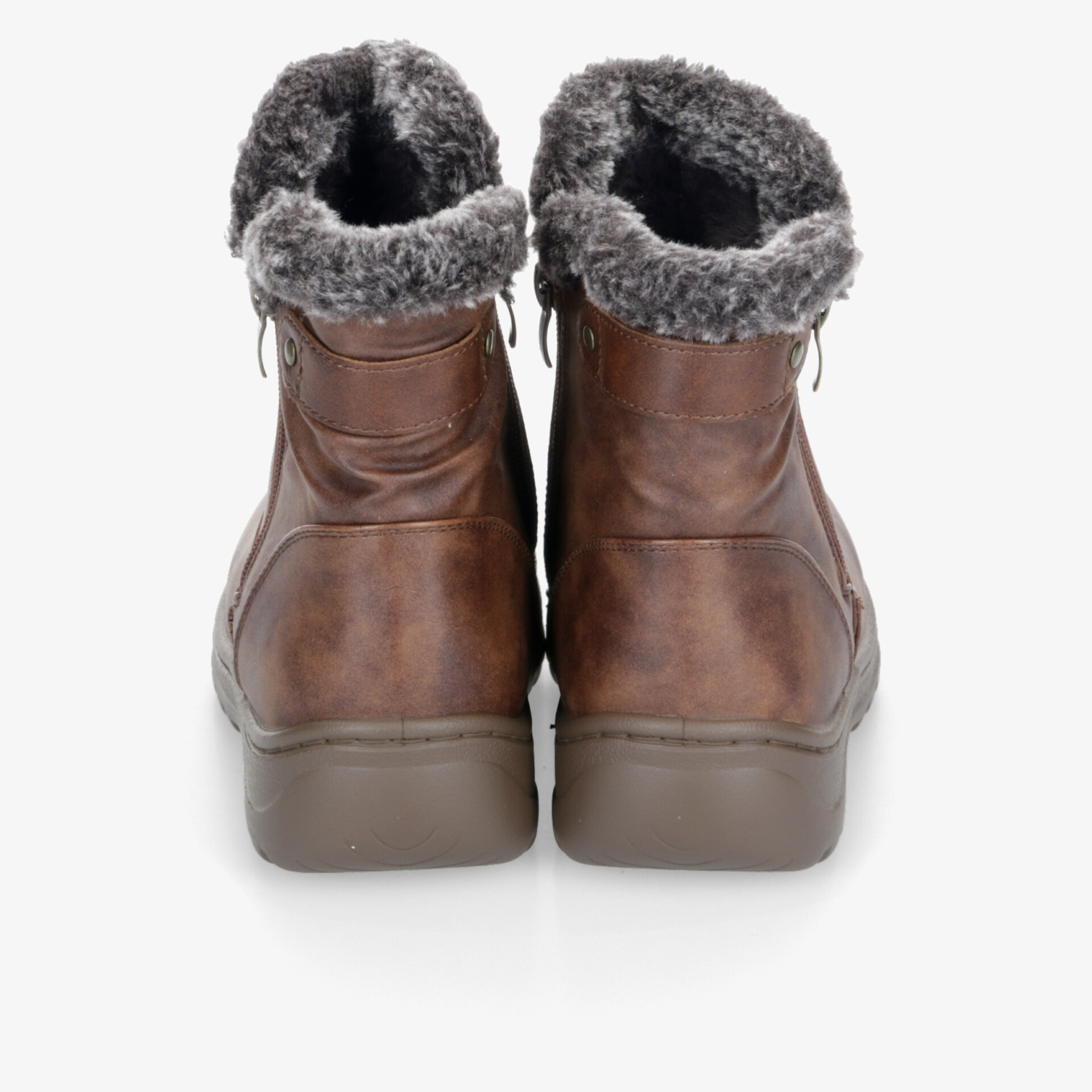 Braune Winterstiefel mit weichem Fellfutter, komfortabel und robust, ideal für kaltes Wetter