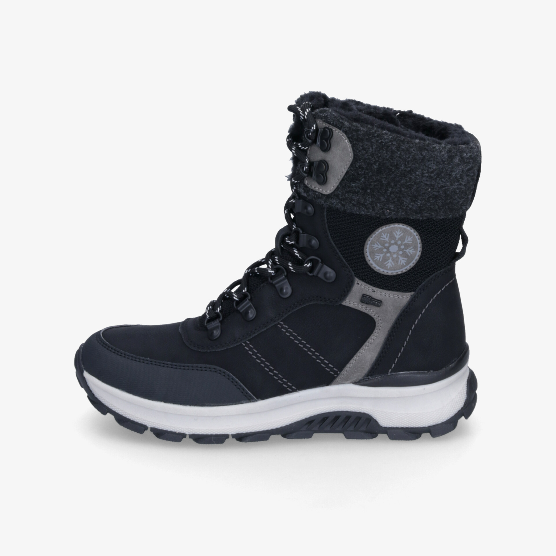 robuster winterstiefel seitliche ansicht mit wasserabweisendem material und rutschfester sohle