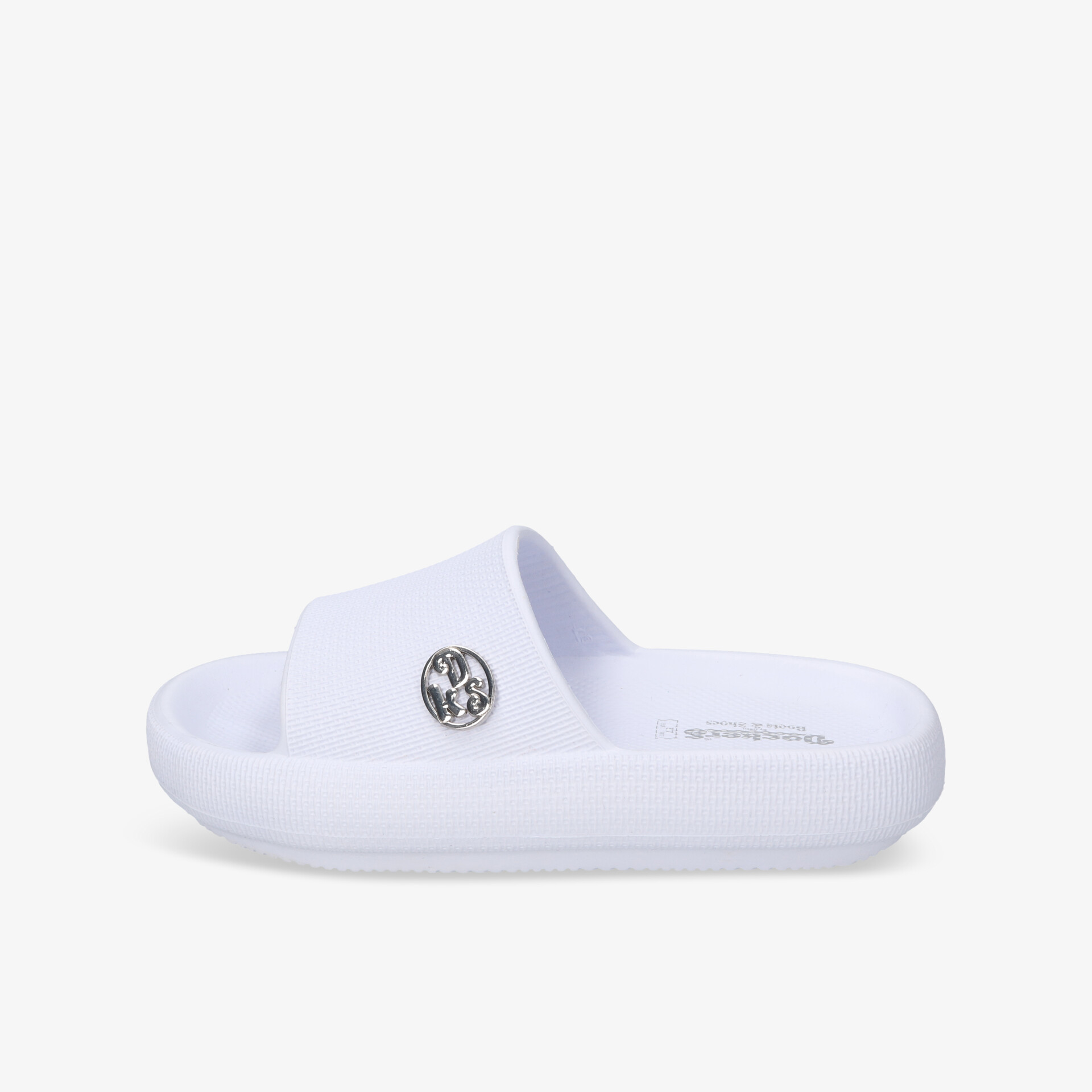 Weiße Badesandale mit bequemem Riemen und weicher, rutschfester Sohle für angenehmen Tragekomfort