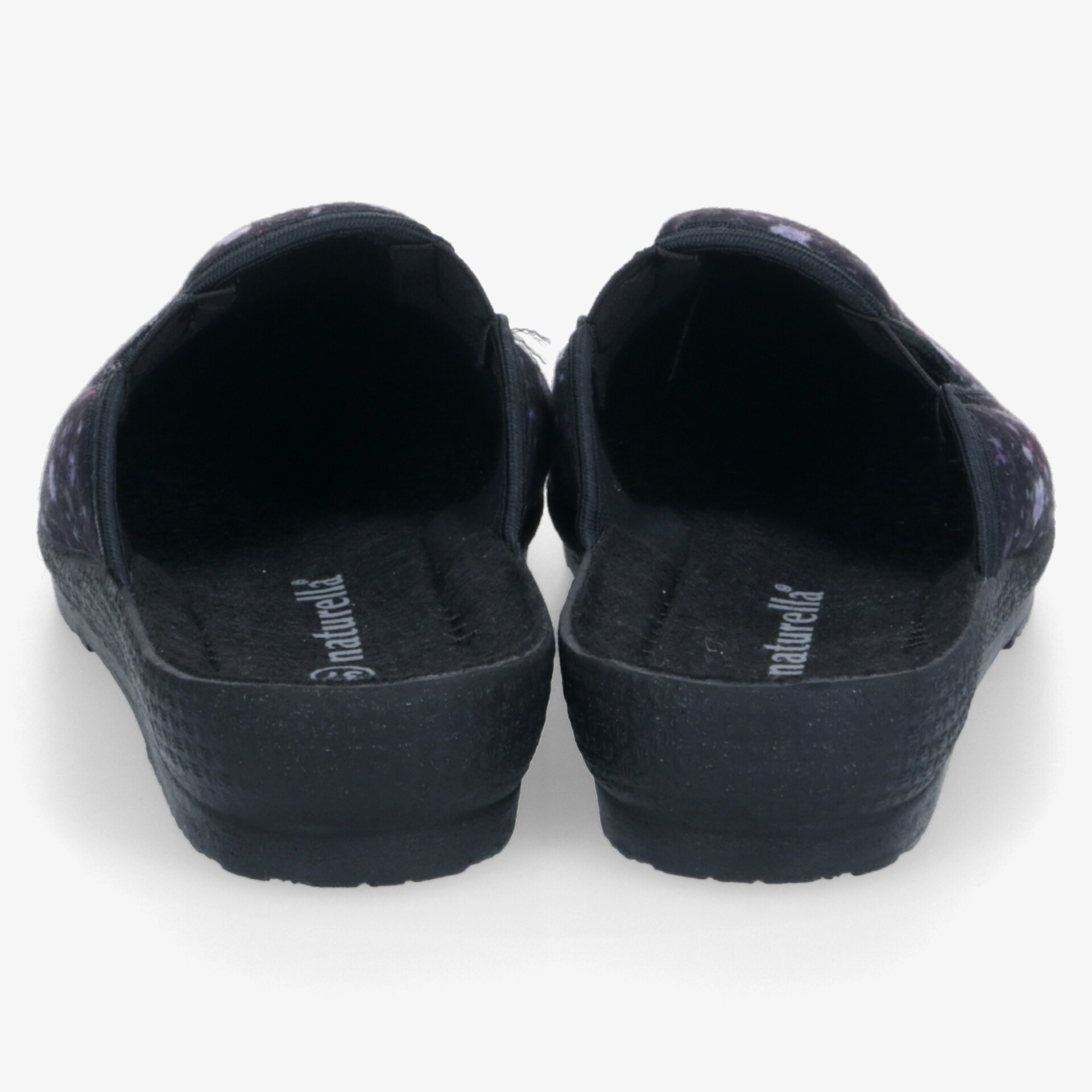 Schwarze Schuhe Rückansicht mit gepolsterter Innensohle und rutschfester, robuster Sohle, bequem und modisch