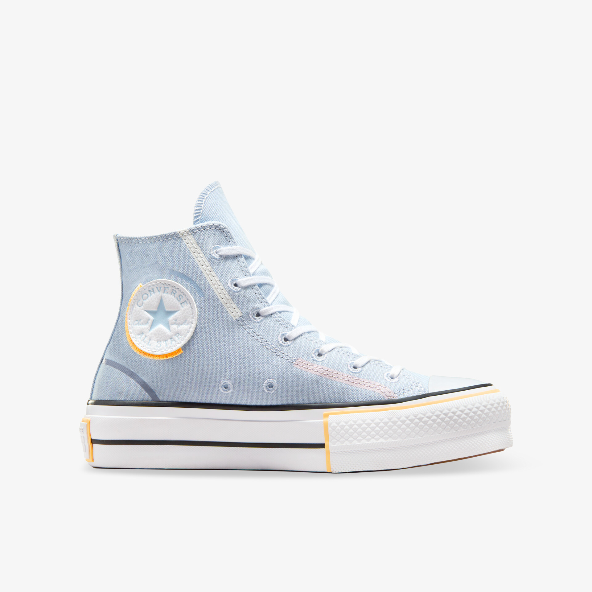 Blauer High-Top Sneaker mit robuster Gummisohle und klassischer Schnürung, bequem und modisch