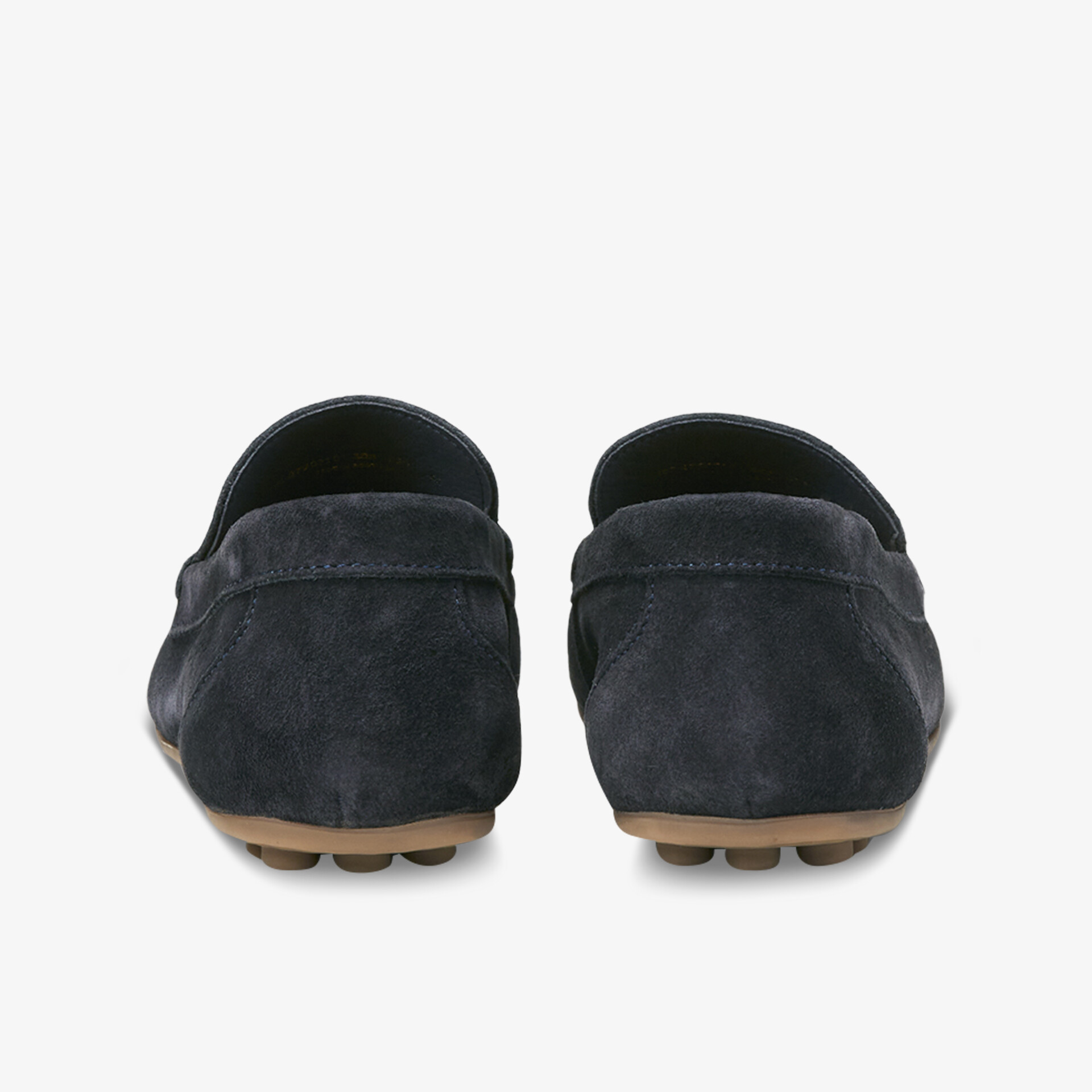 Elegante Mokassins aus hochwertigem Material mit bequemer Sohle, ideal für stilvolle Auftritte.