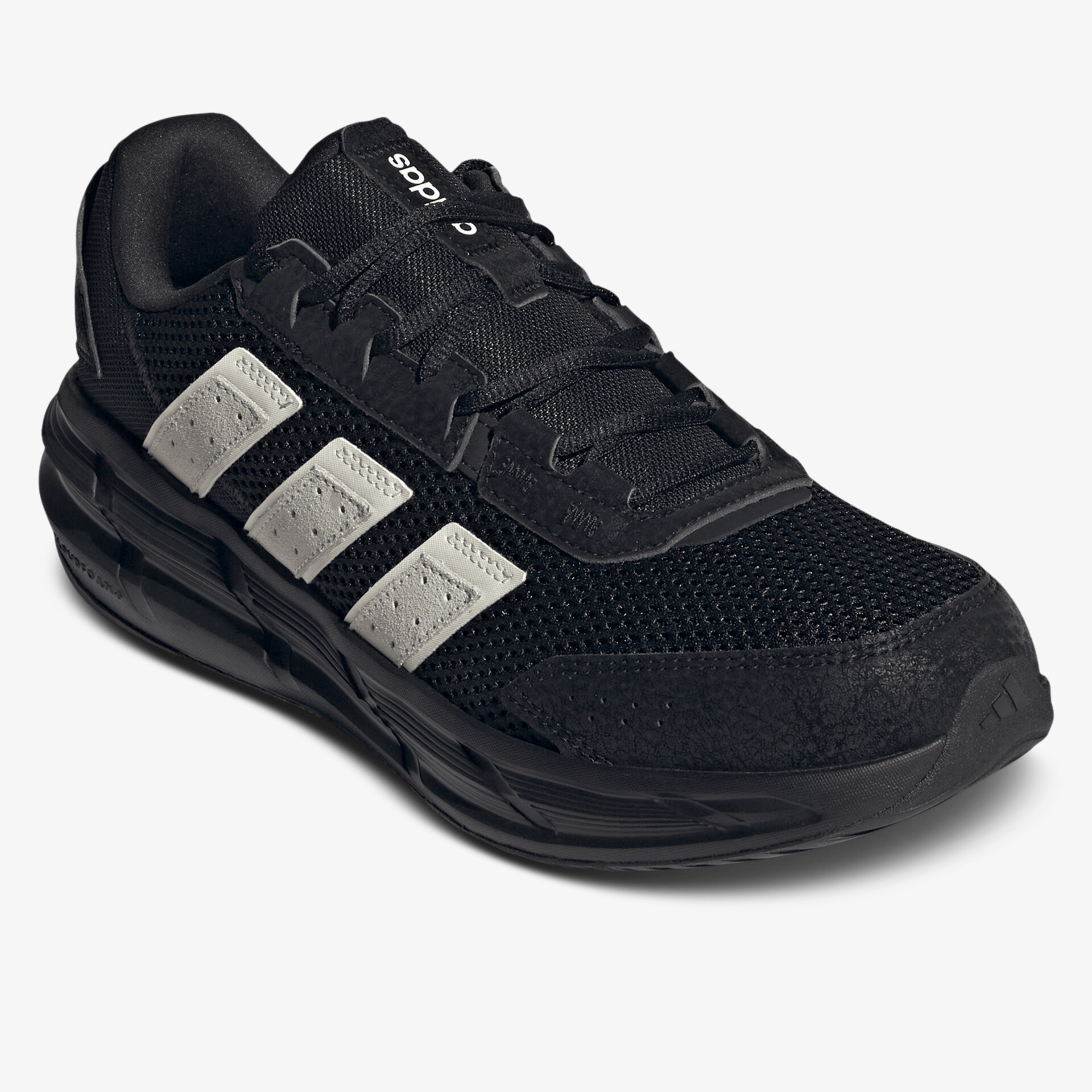 Leichter schwarzer Sportschuh mit atmungsaktivem Material und sichtbar seitlichen hellen Streifen