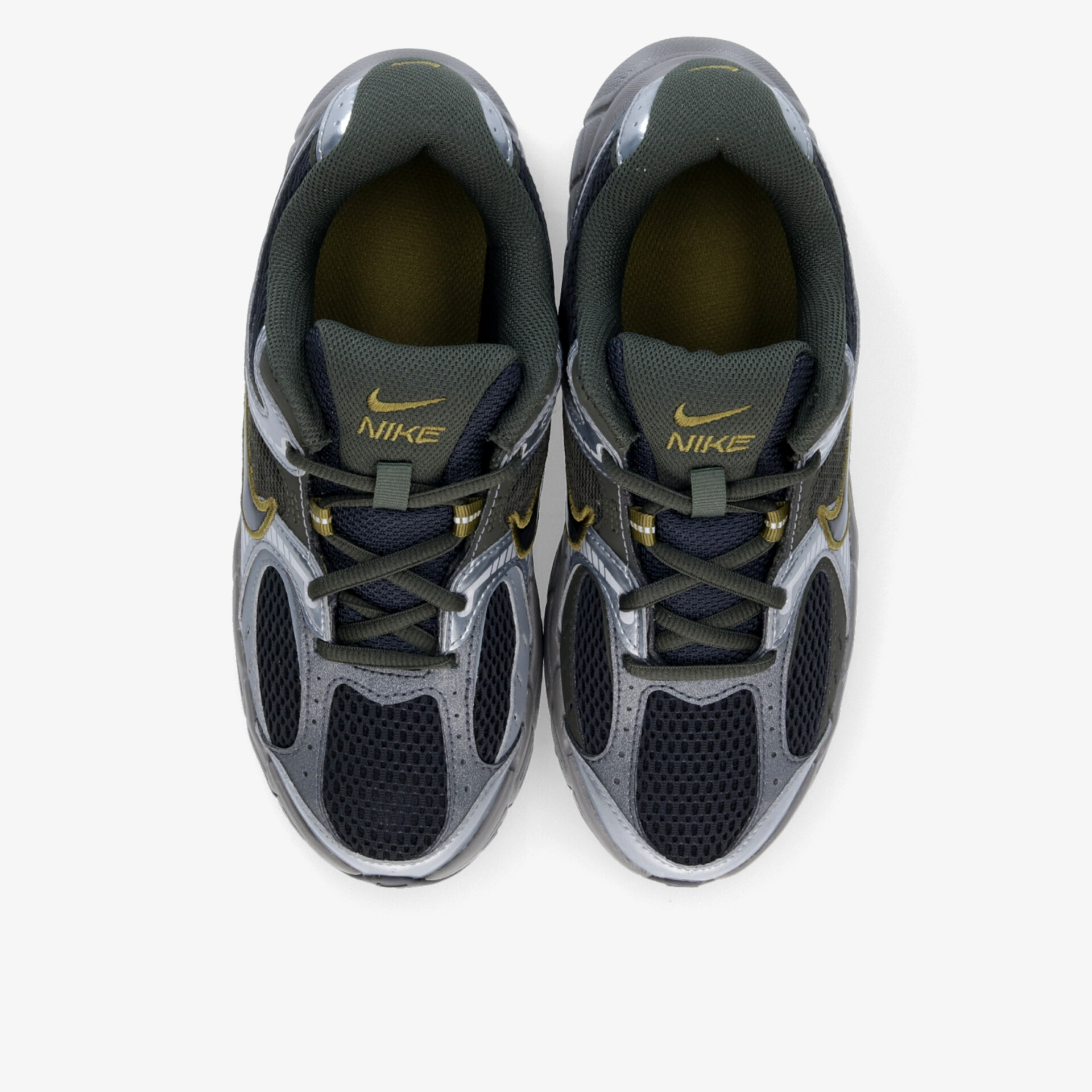 Moderne, bequeme graue Sportschuhe mit stilvollem Design und leichten Materialien für optimalen Tragekomfort.