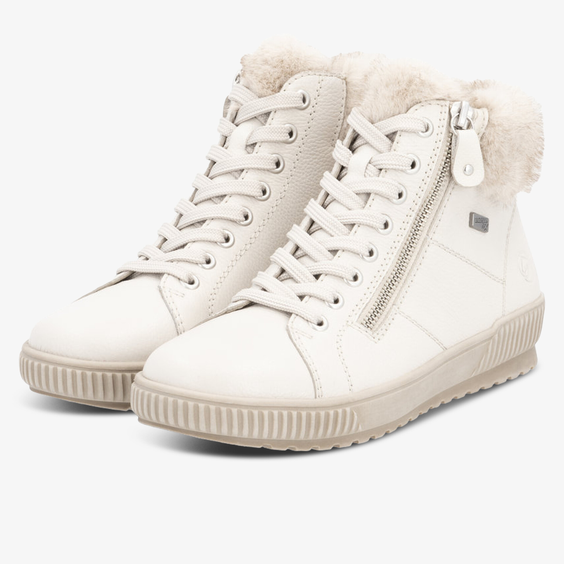 Weiße Sneaker mit hohem Schaft, Reißverschluss und warmer Fellfütterung für Komfort und stylishen Look