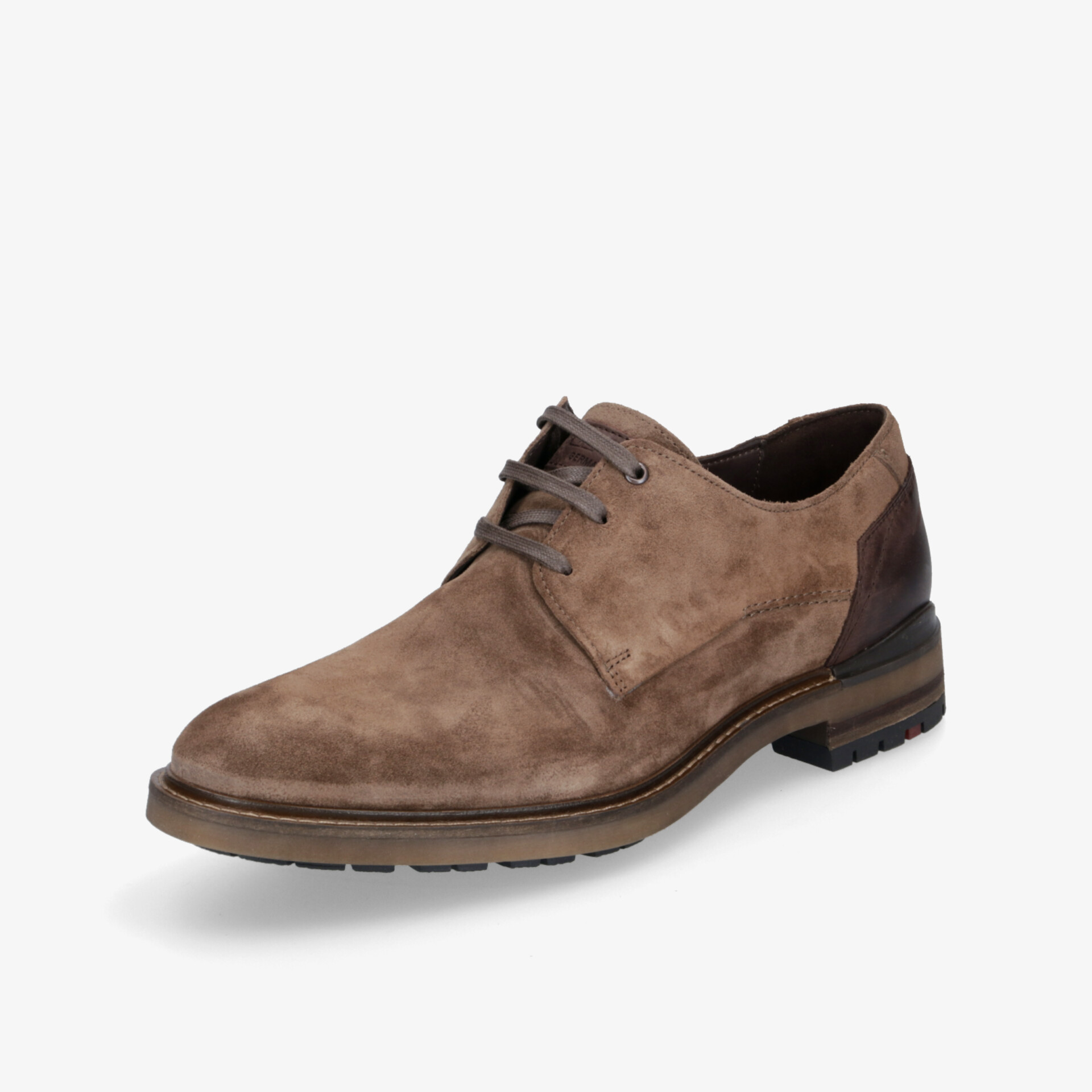 Brauner eleganter Schnürschuh in Wildlederoptik mit bequemer Sohle und moderner Form