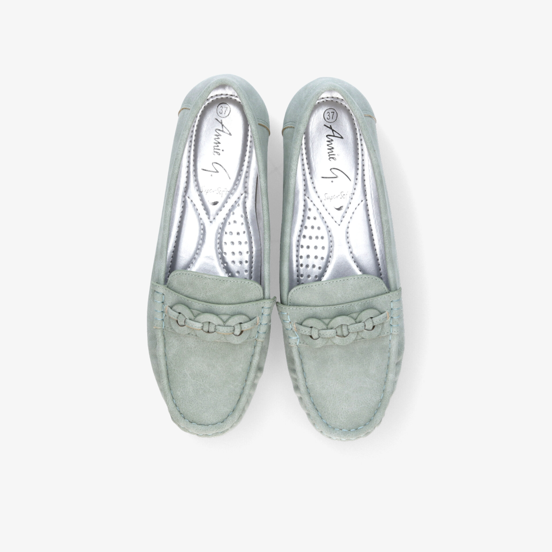 Bequeme graue Mokassins aus weichem Material mit handgenähter Verarbeitung und rutschfester Sohle, ideales leichtes Schuhwerk