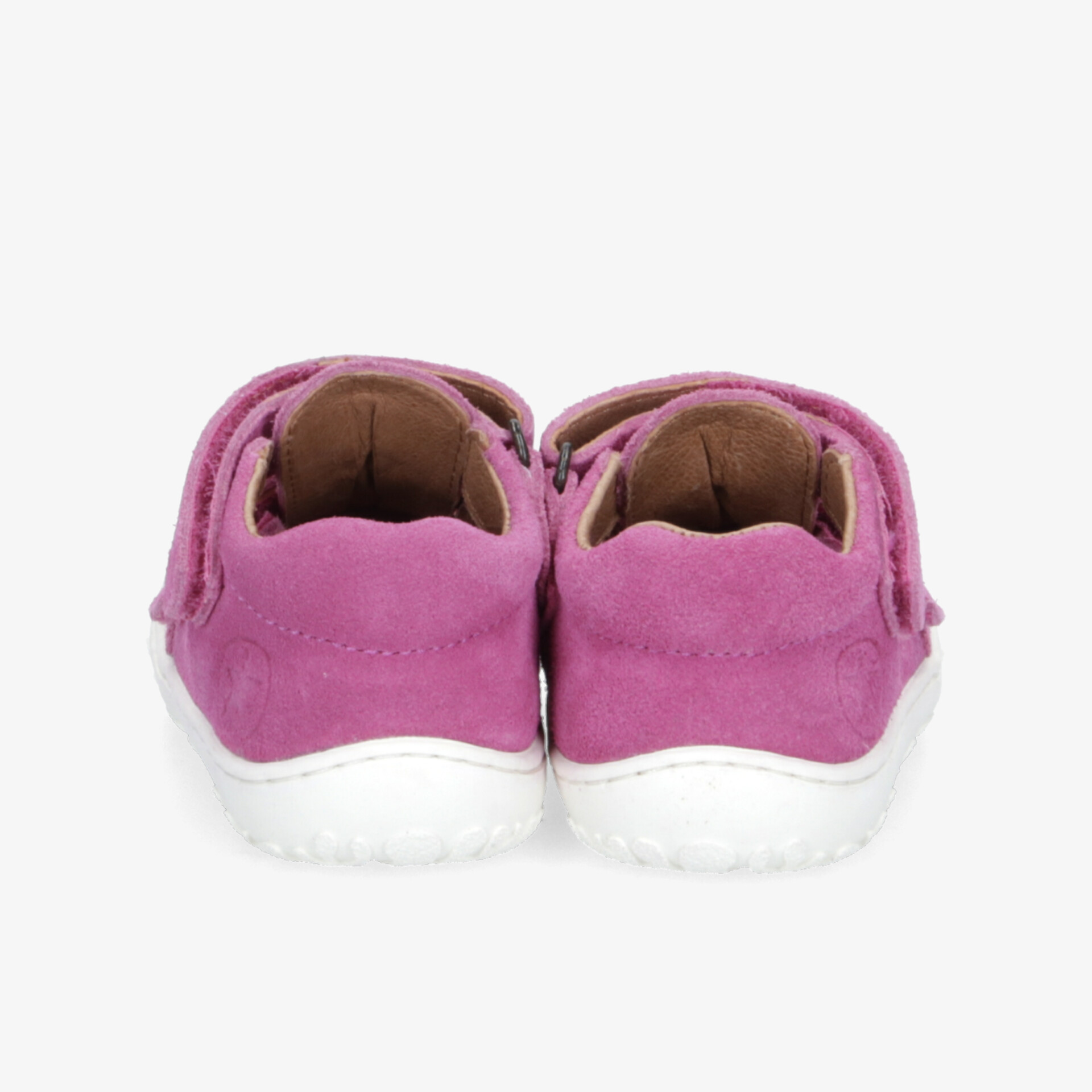 Rosa Schuhe mit weichem Material und flexiblem Einstieg, komfortabel und rutschfest, Rückansicht als Paar