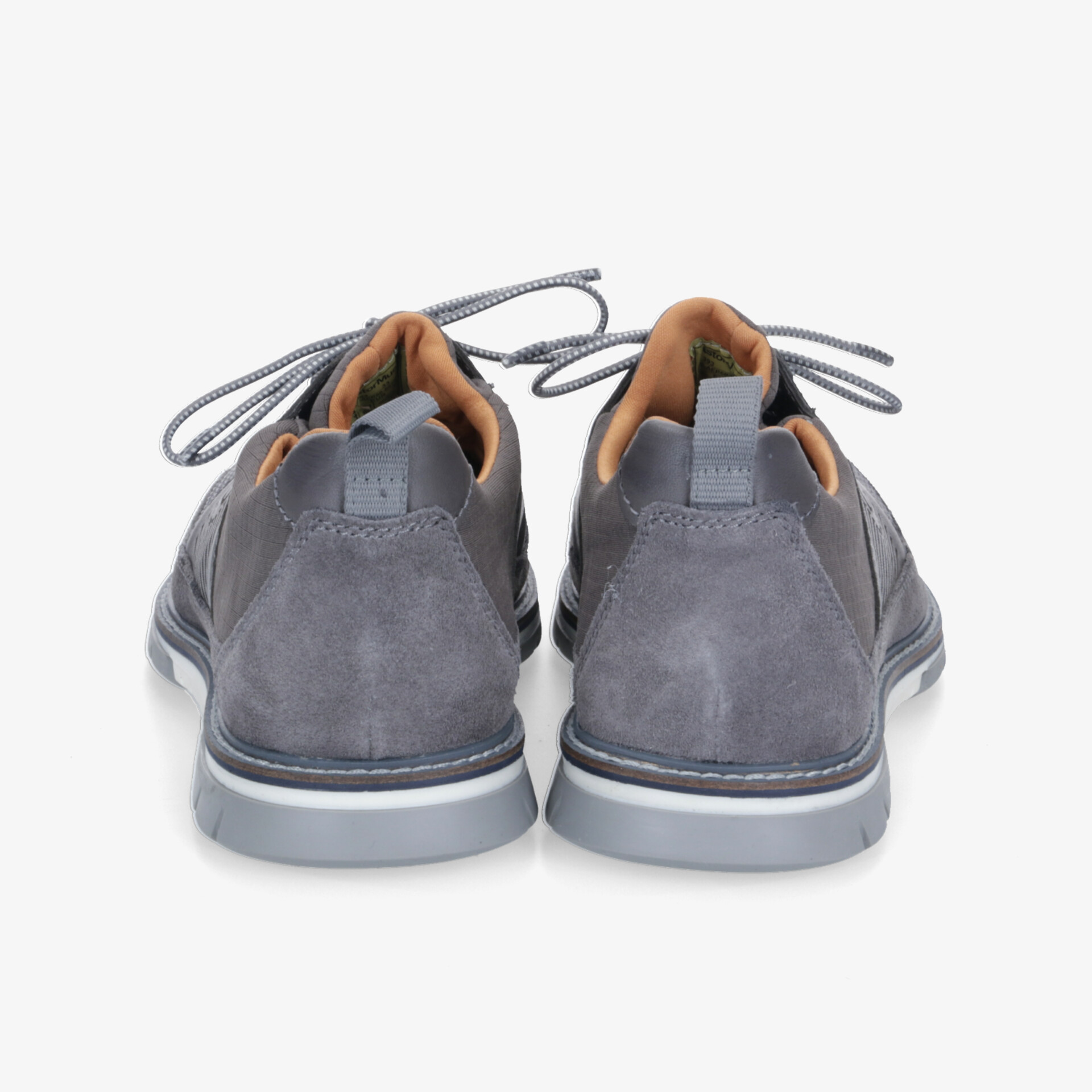 Graue Wildleder-Schnürschuhe mit bequemer Passform und rutschfester Sohle in moderner Rückansicht