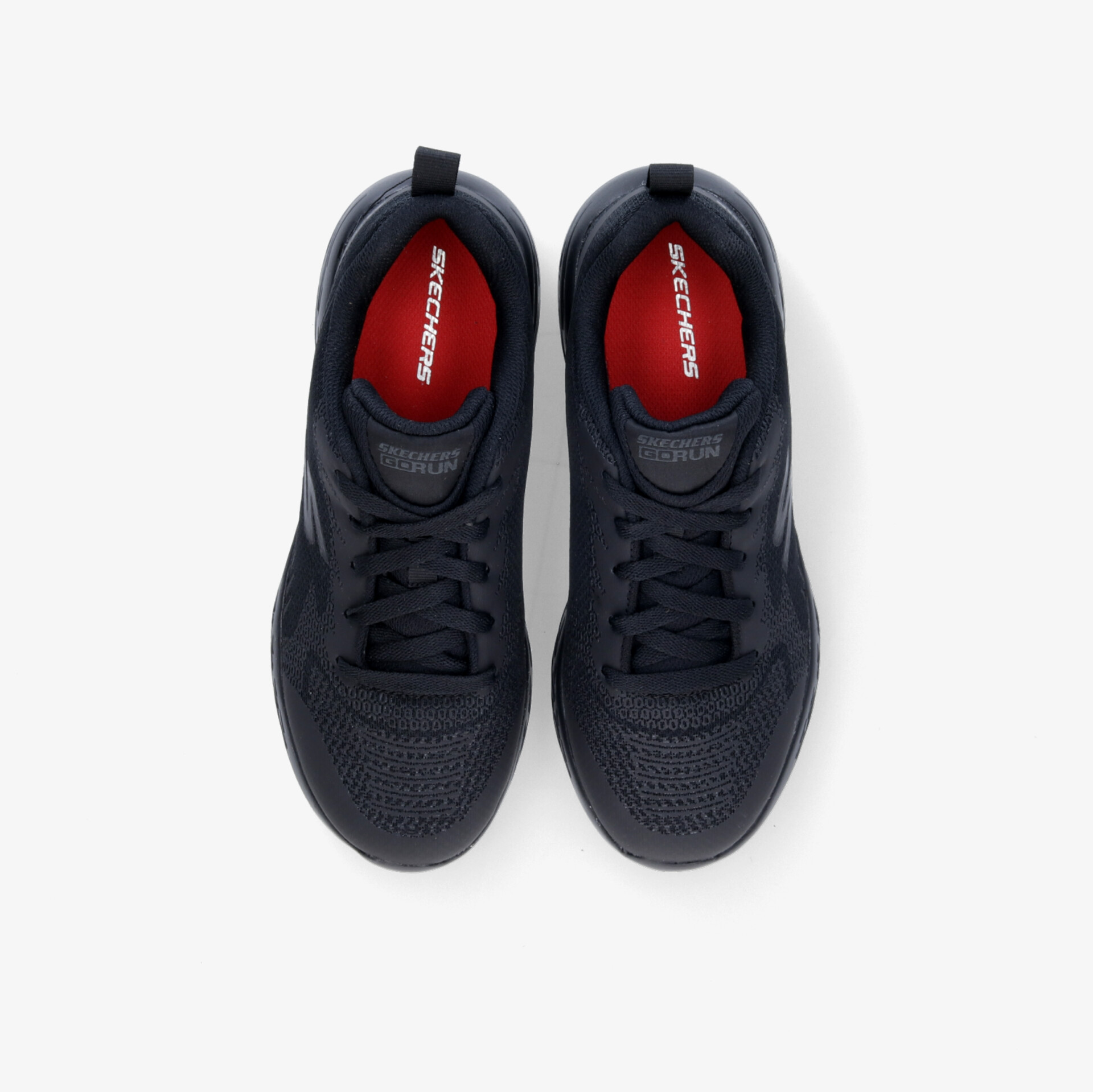 Moderne Sportschuhe mit flexibler Sohle und optimalem Tragekomfort für aktive Tage.