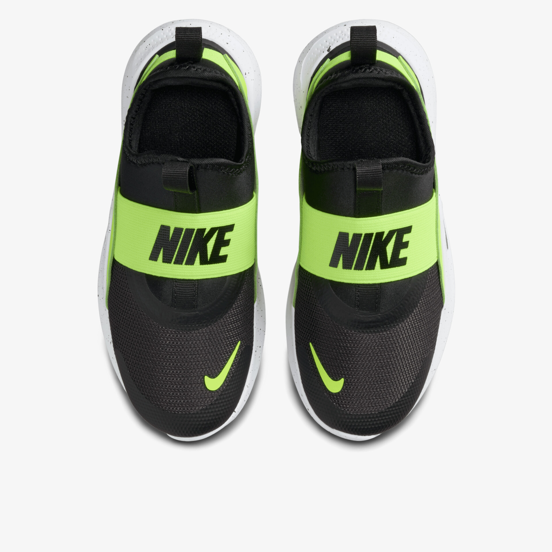 Bequeme und elastische Nike Sportschuhe in Schwarz und Grün für optimalen Tragekomfort