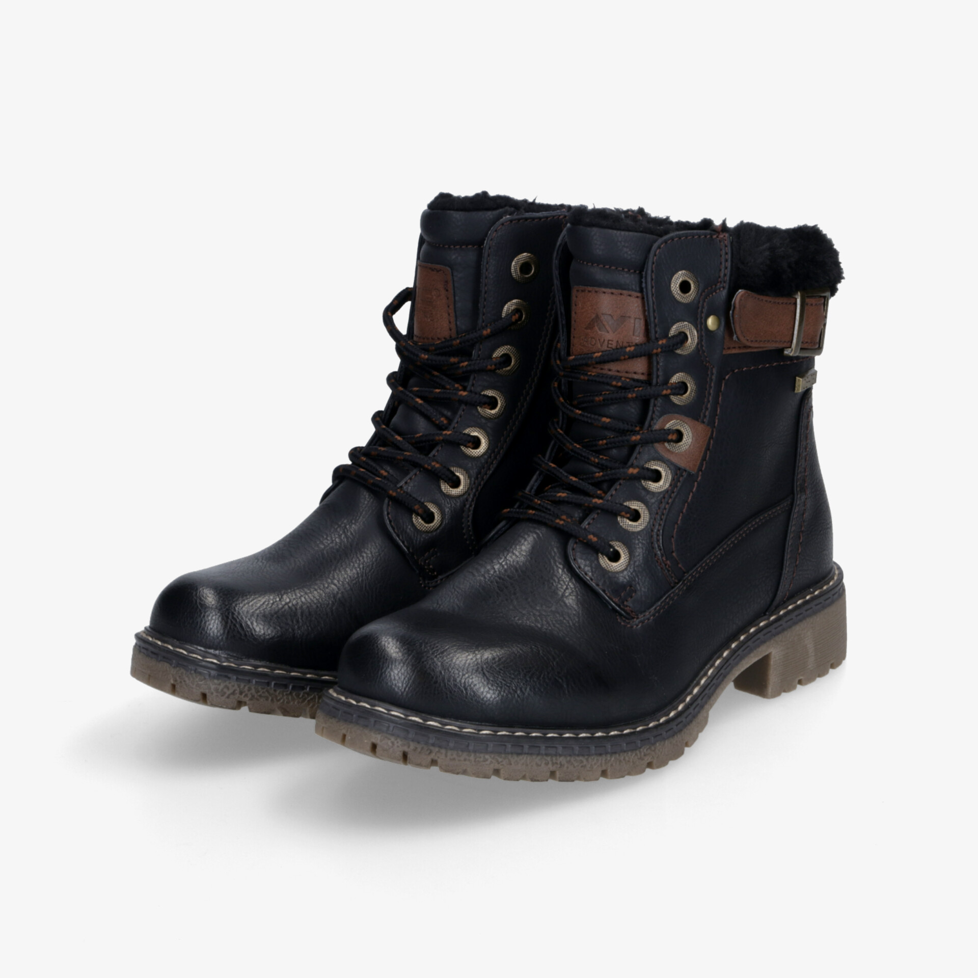 Schwarze Lederstiefel mit warmem Innenfutter, robusten Schnürsenkeln und rutschfester Profilsohle