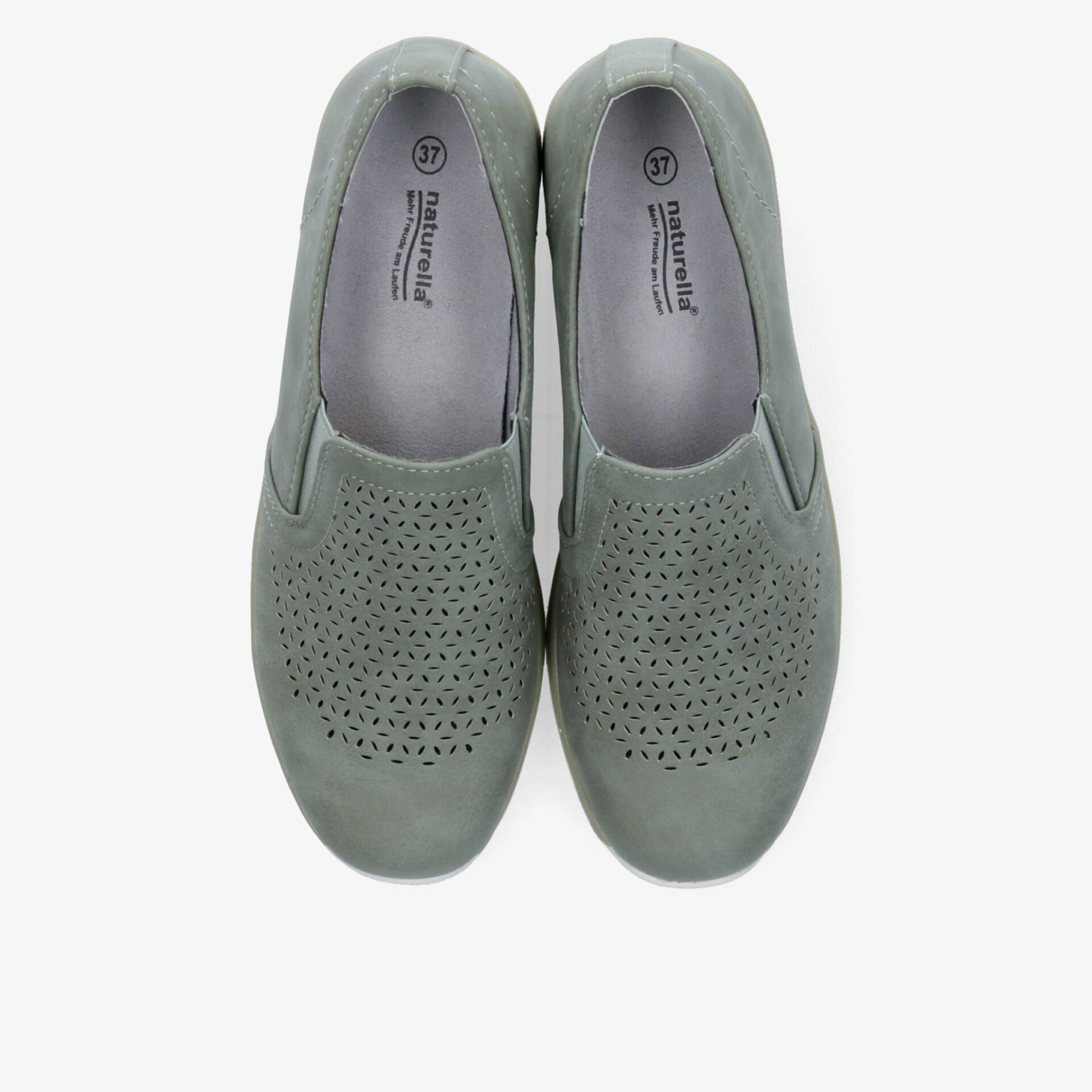 Graue, atmungsaktive Schuhe mit perforiertem Obermaterial für optimalen Komfort und modernen Look.