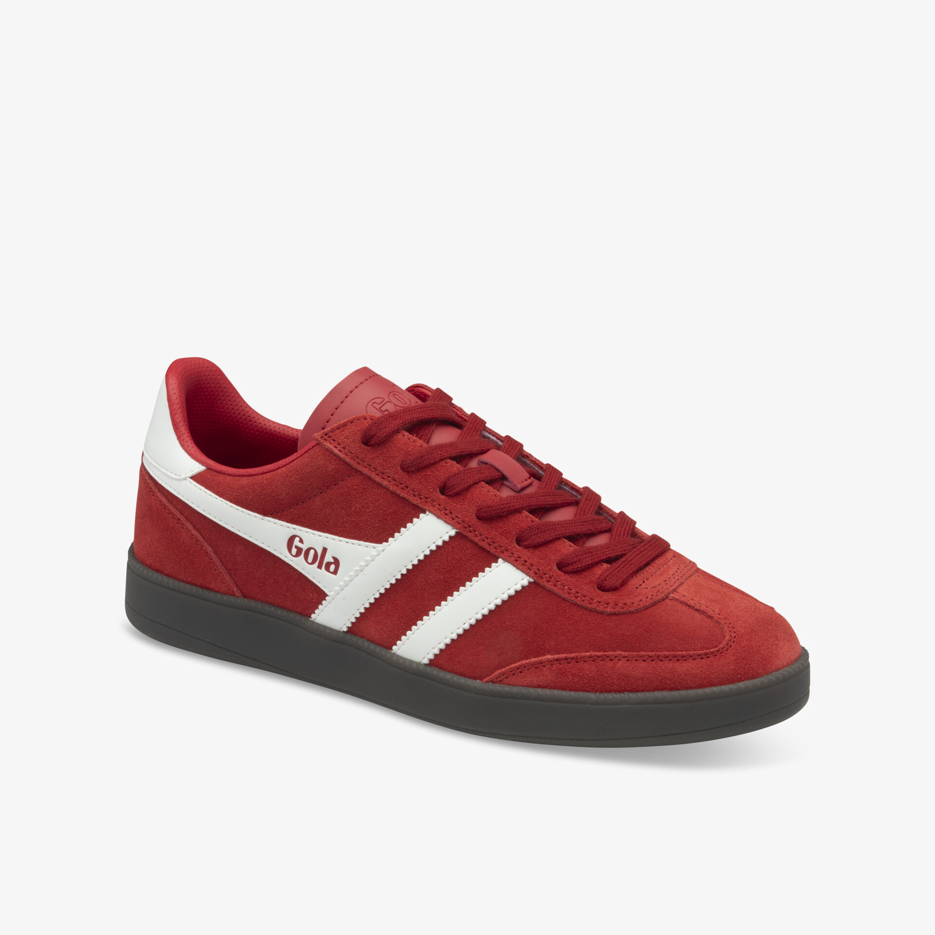 Roter Gola Sneaker mit weißem Streifendetail, strapazierfähig, sportlich und bequem, seitlich-schräge Ansicht