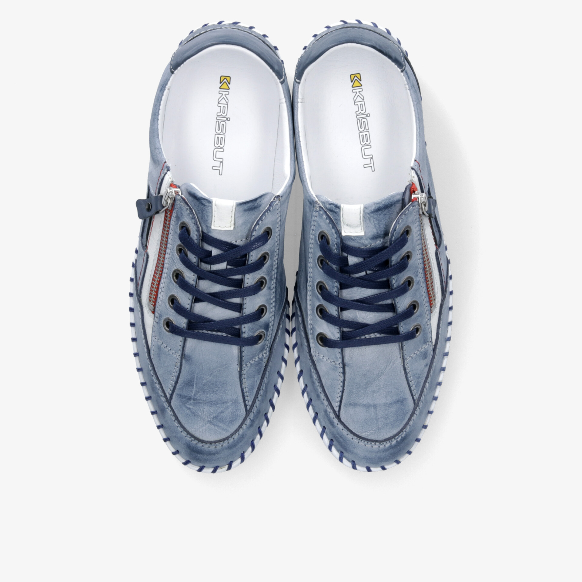 Sportliche blaue Schuhe mit robustem Profil, gepolstertem Komfort und flexibler Sohle in Top-Down-Ansicht