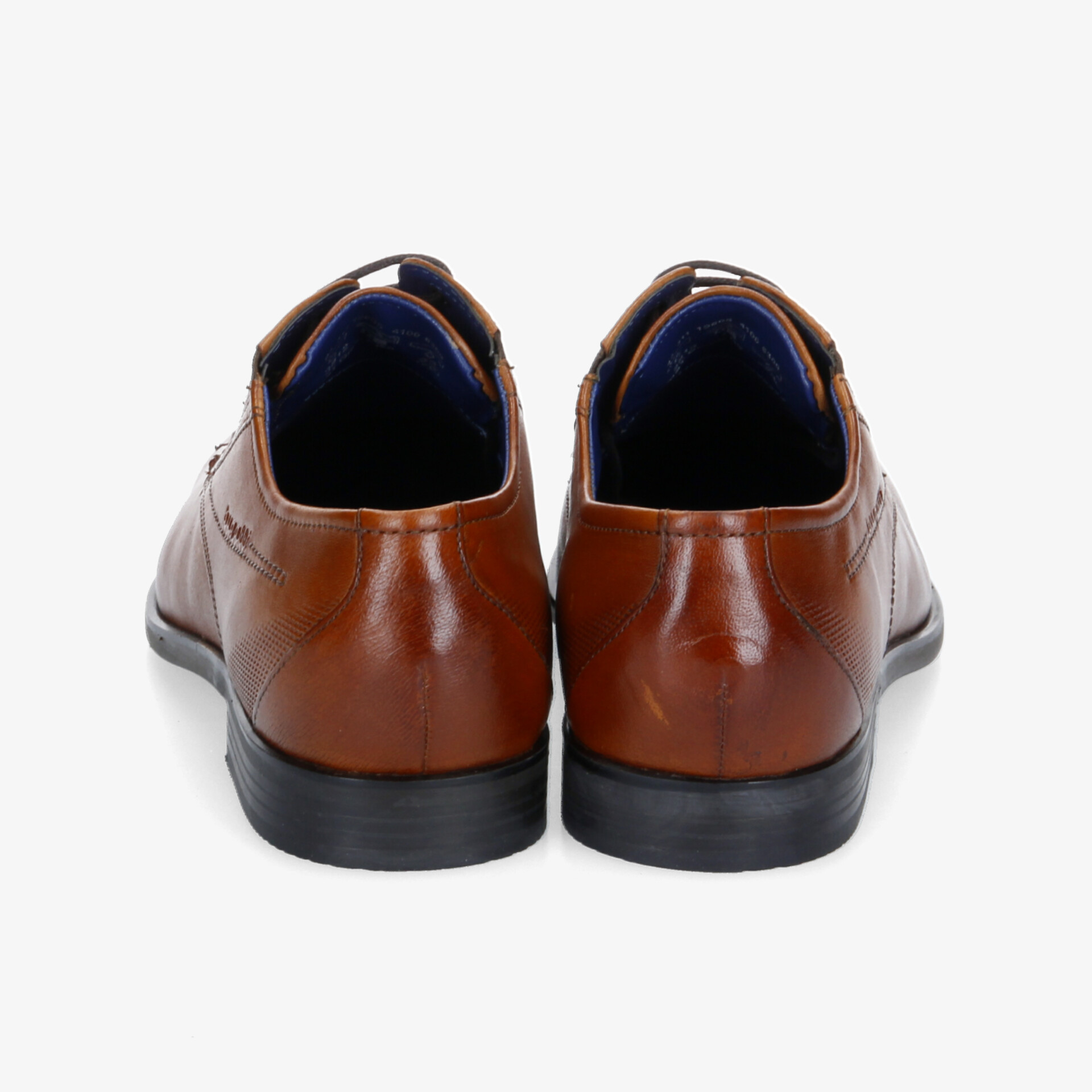 Elegante braune Schuhe in hochwertiger Verarbeitung, klassische Rückansicht, perfekter Sitz im edlen Design.