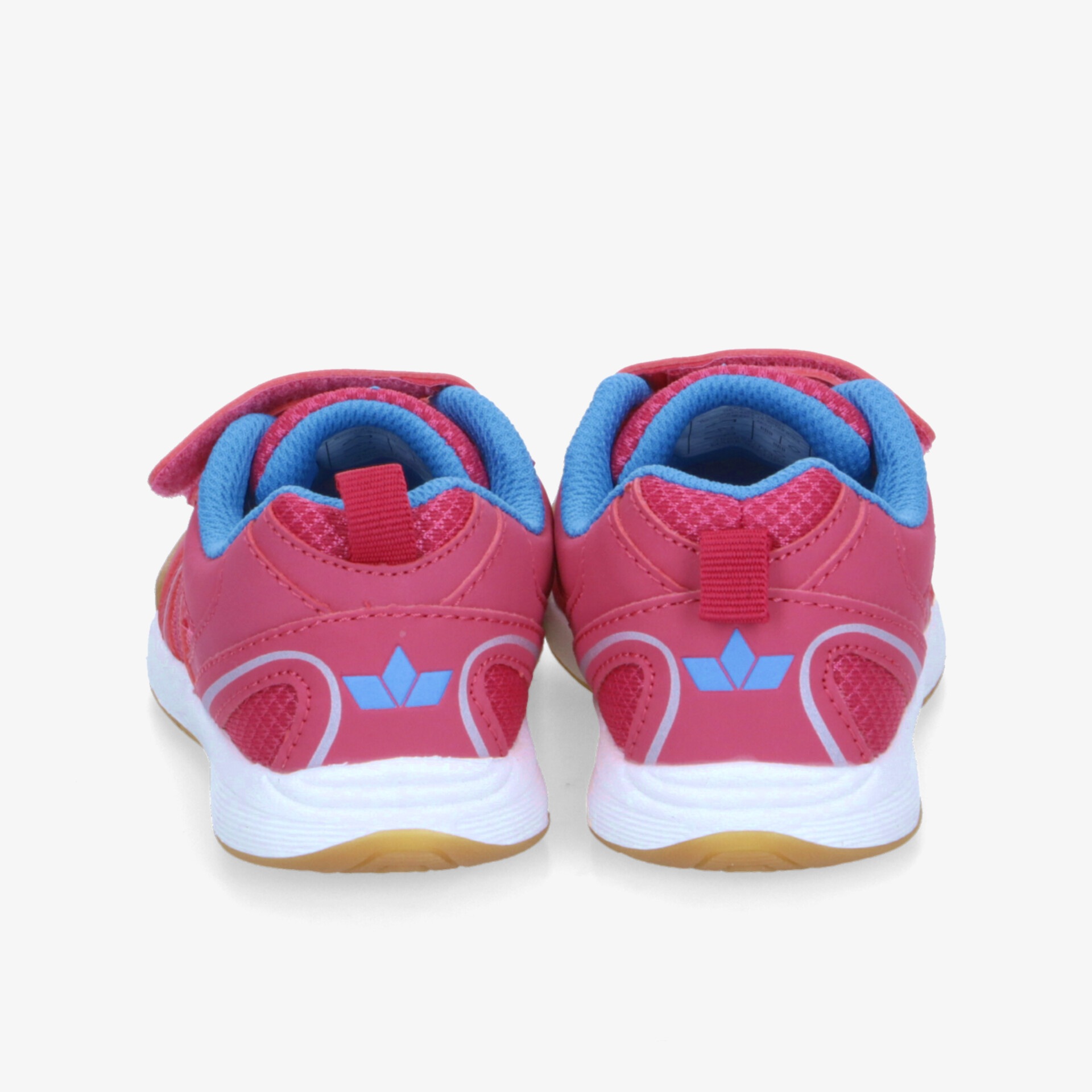 Rückansicht von sportlichen, gepolsterten Schuhen in Rosa mit blauen Akzenten und rutschfester Sohle