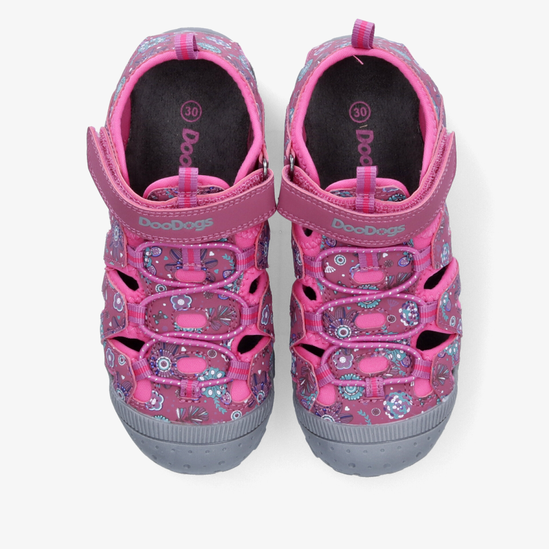 Robuste rosa Kindersandalen mit geschlossenem Zehenschutz und rutschfester Sohle, bequem und atmungsaktiv