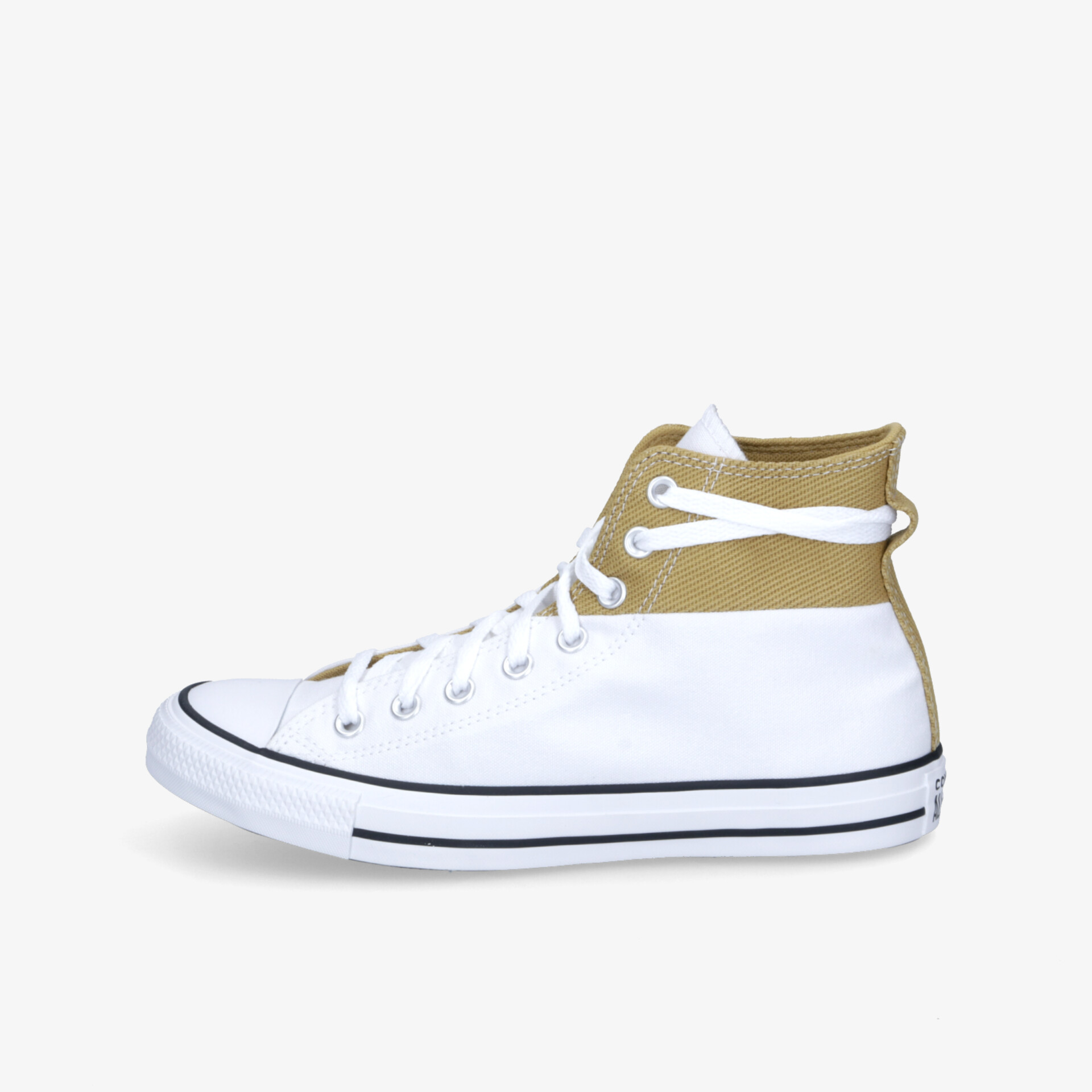 Seitliche Ansicht eines hohen weißen Sneakers mit beigen Details, komfortabel und modisch für vielseitige Nutzung.