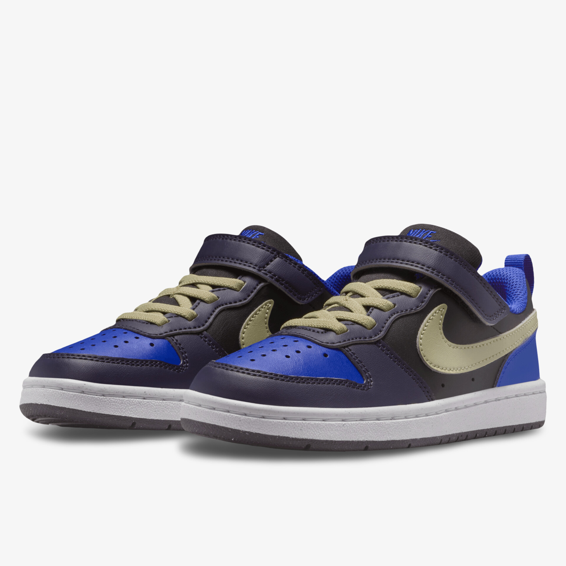 Stylischer Sneaker in Blau und Lila mit hohem Tragekomfort und modernem Design.