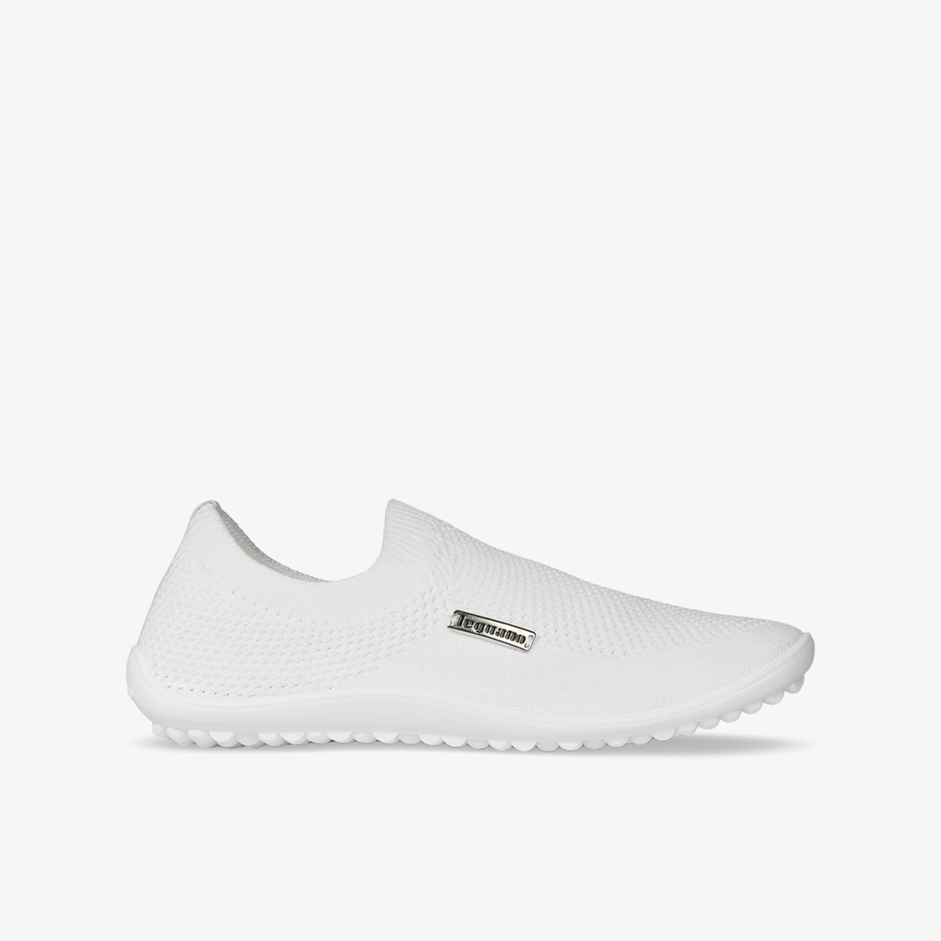 Moderner weißer Schuh mit elegantem Design, ideal für vielseitigen Einsatz und hohen Tragekomfort.