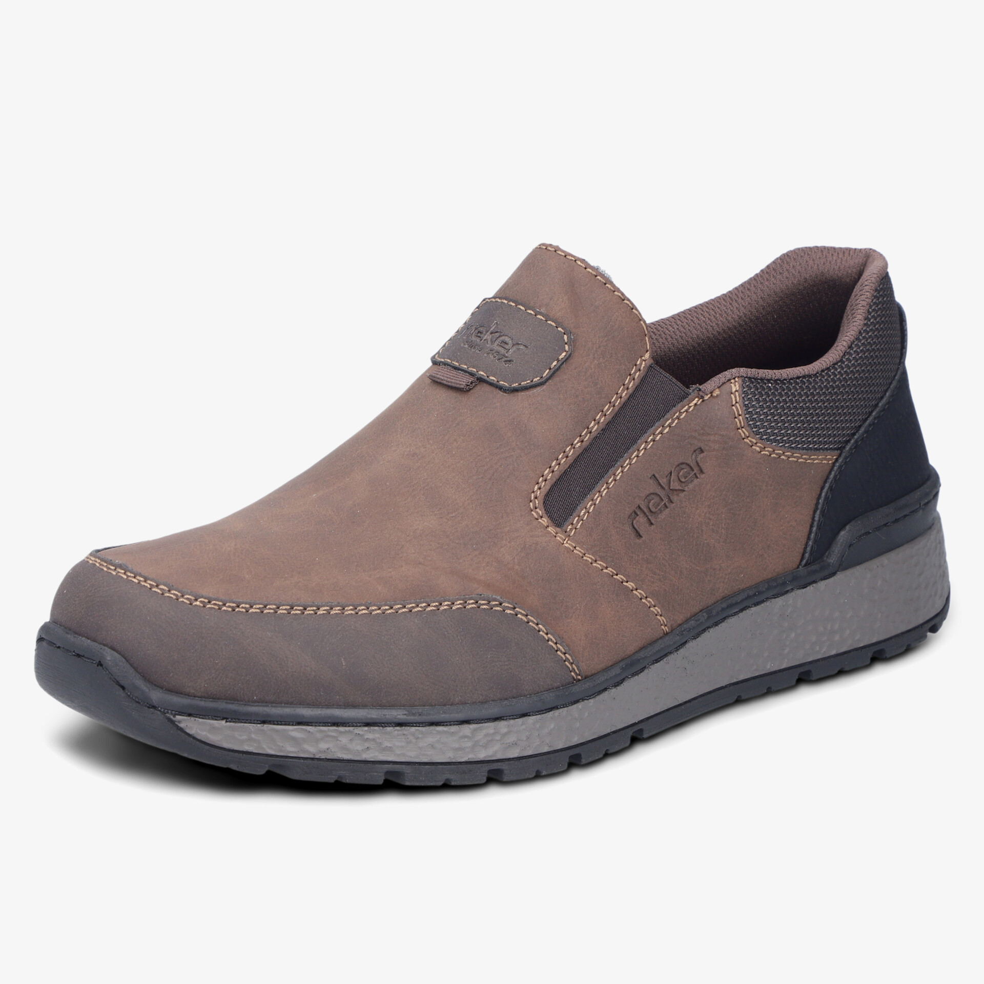 Bequemer Slipper mit rutschfester Sohle und elastischen Einsätzen für einfachen Einstieg