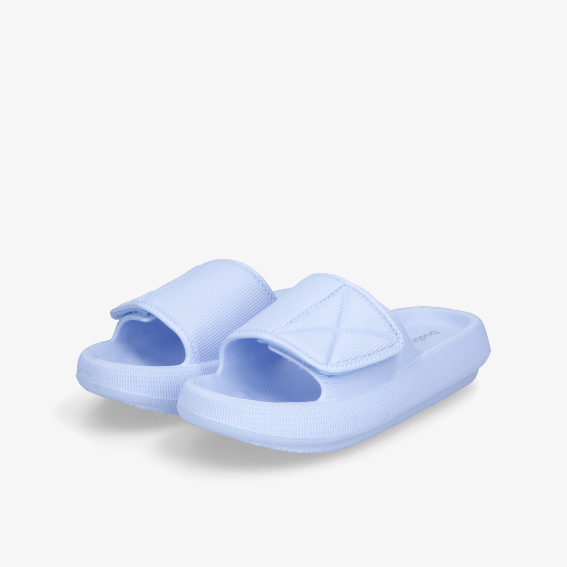 Leichte blaue Sandalen mit verstellbarem Klettverschluss und offener, atmungsaktiver Zehenpartie für hohen Tragekomfort