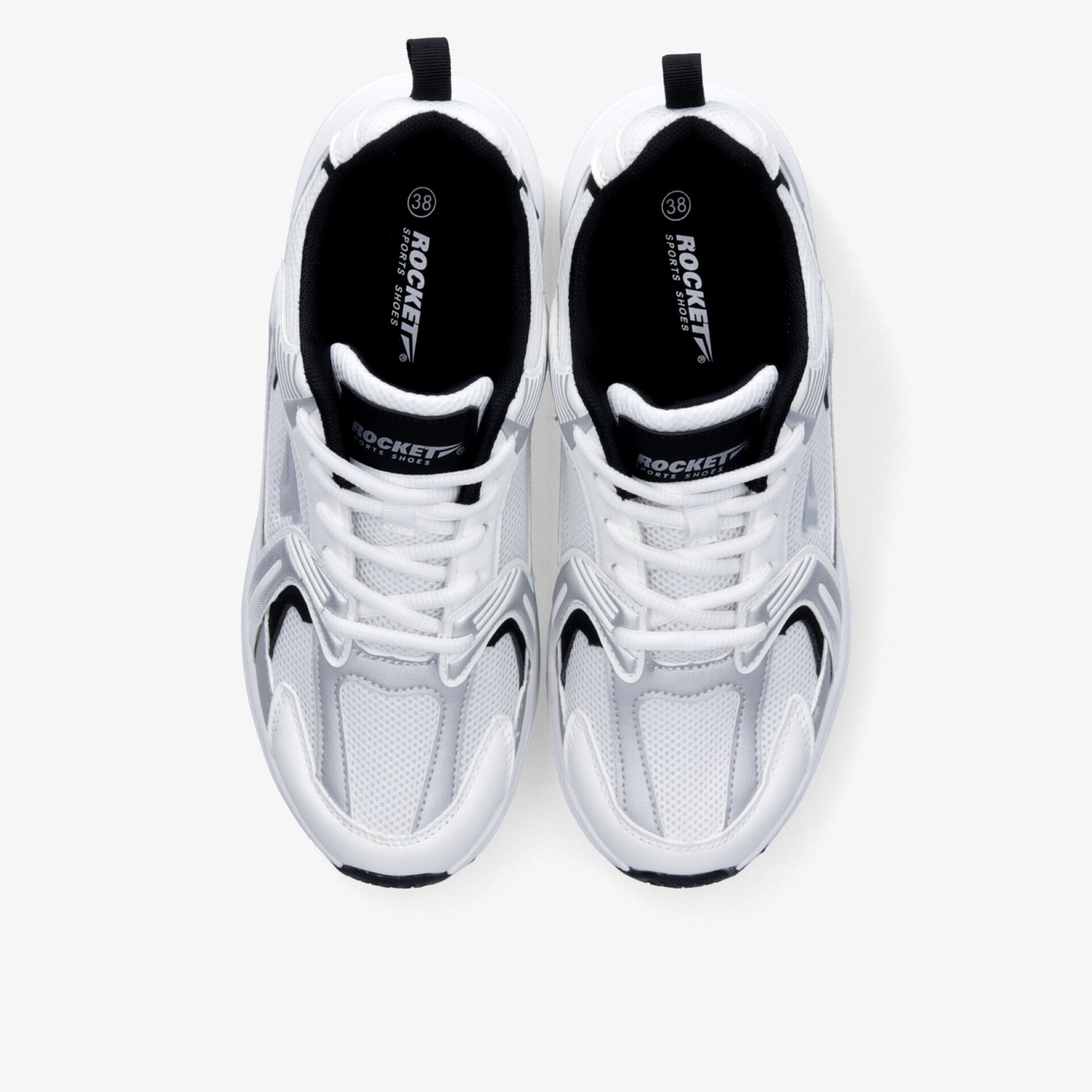 Weißes Sportschuhpaar in Draufsicht, leichtes und komfortables Design mit guter Dämpfung und stabiler Sohle