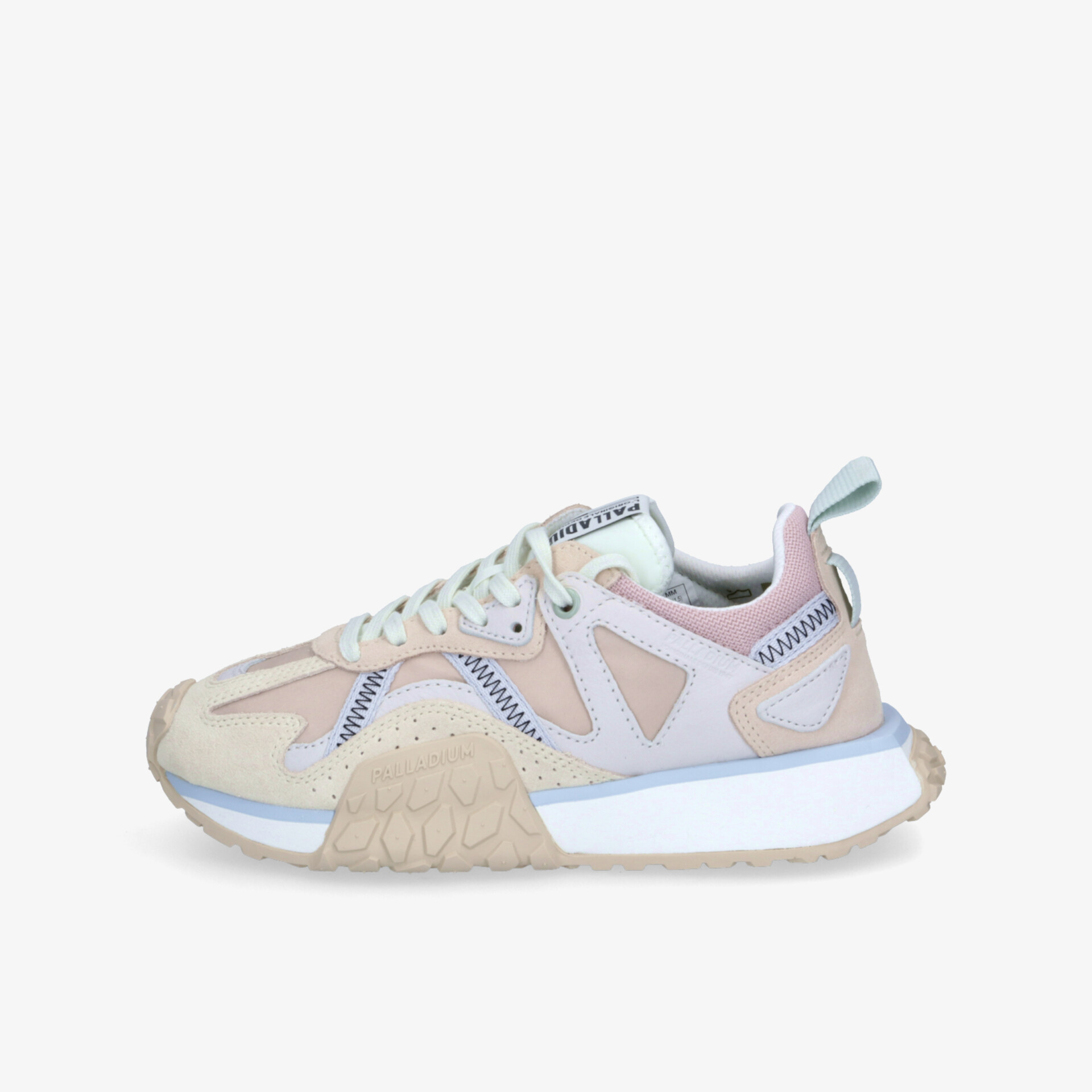 Leichter Sneaker seitliche Ansicht mit stoßdämpfender Sohle und atmungsaktivem Material für hohen Tragekomfort