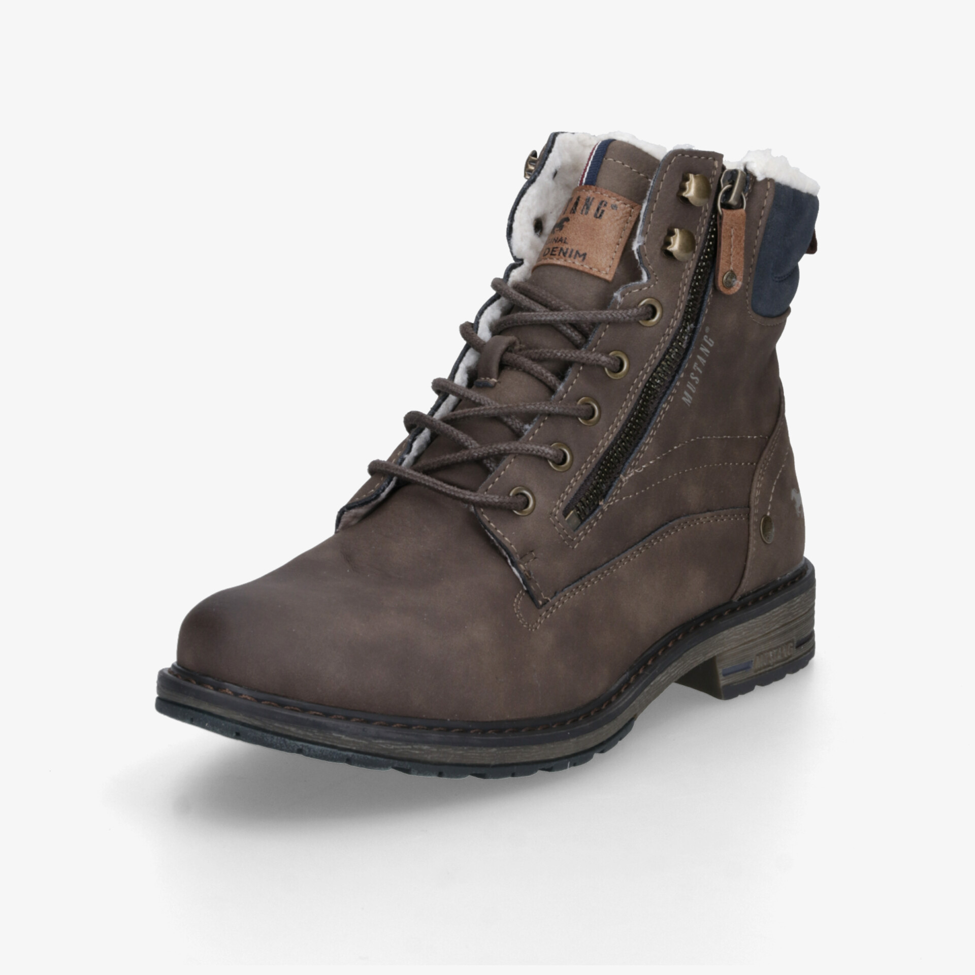 Robuster brauner Schnürstiefel mit Reißverschluss, bequemer Passform und profilierter Sohle für sicheren Halt