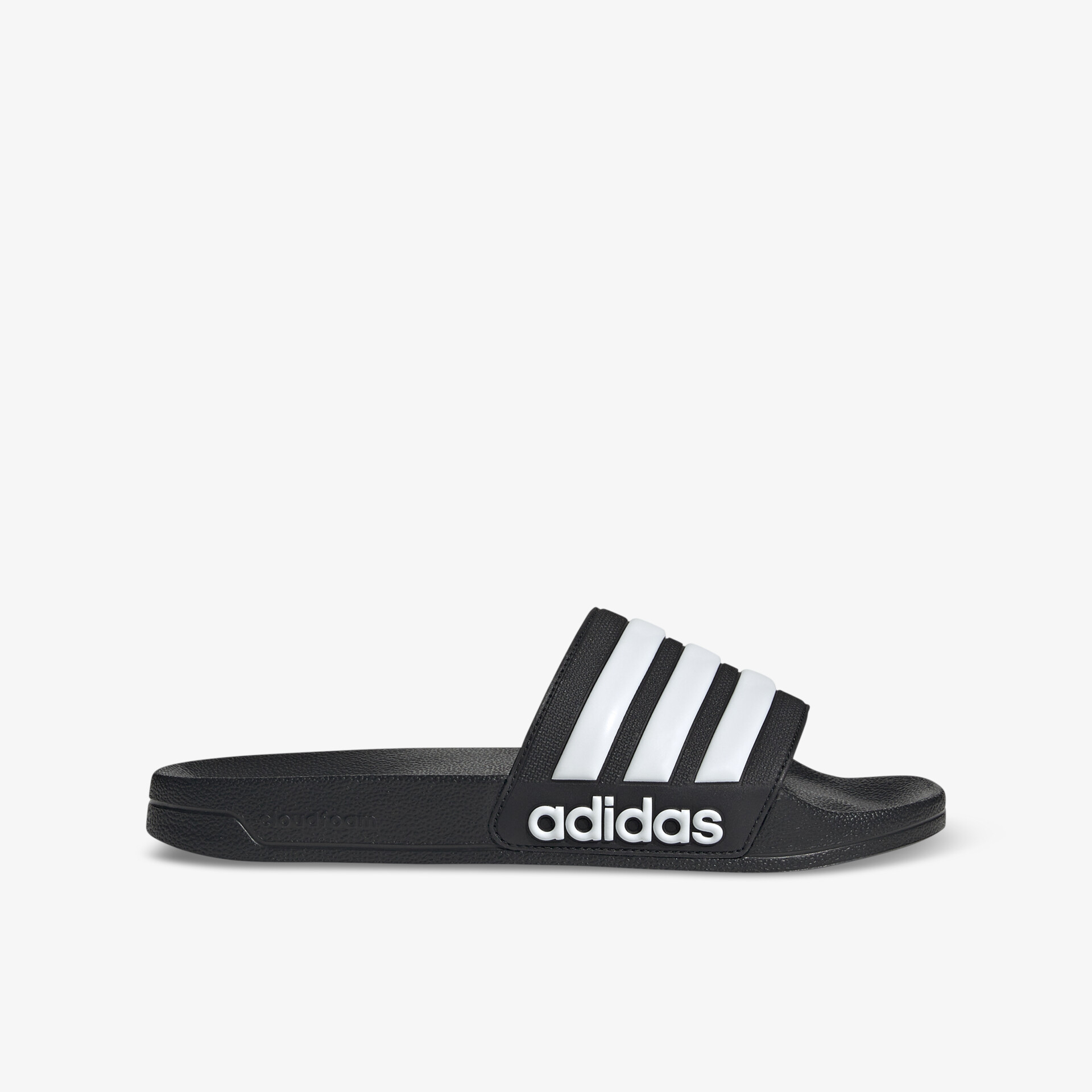 Adidas Pantoletten in Schwarz mit ikonischen drei weißen Streifen, ideal für Komfort und Stil.