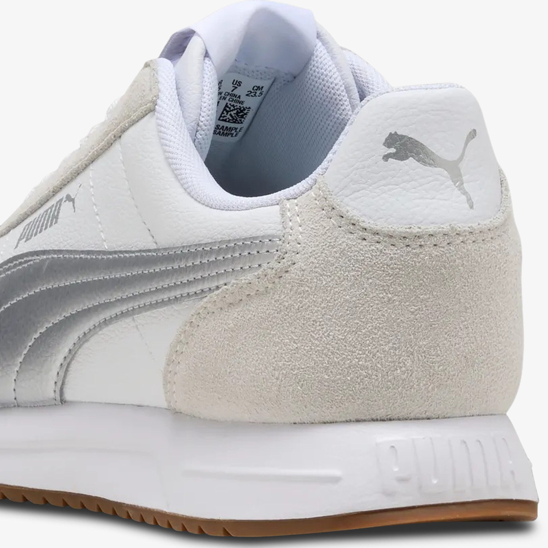 Eleganter Schuh mit robustem Design und rutschfester Sohle für optimalen Komfort.