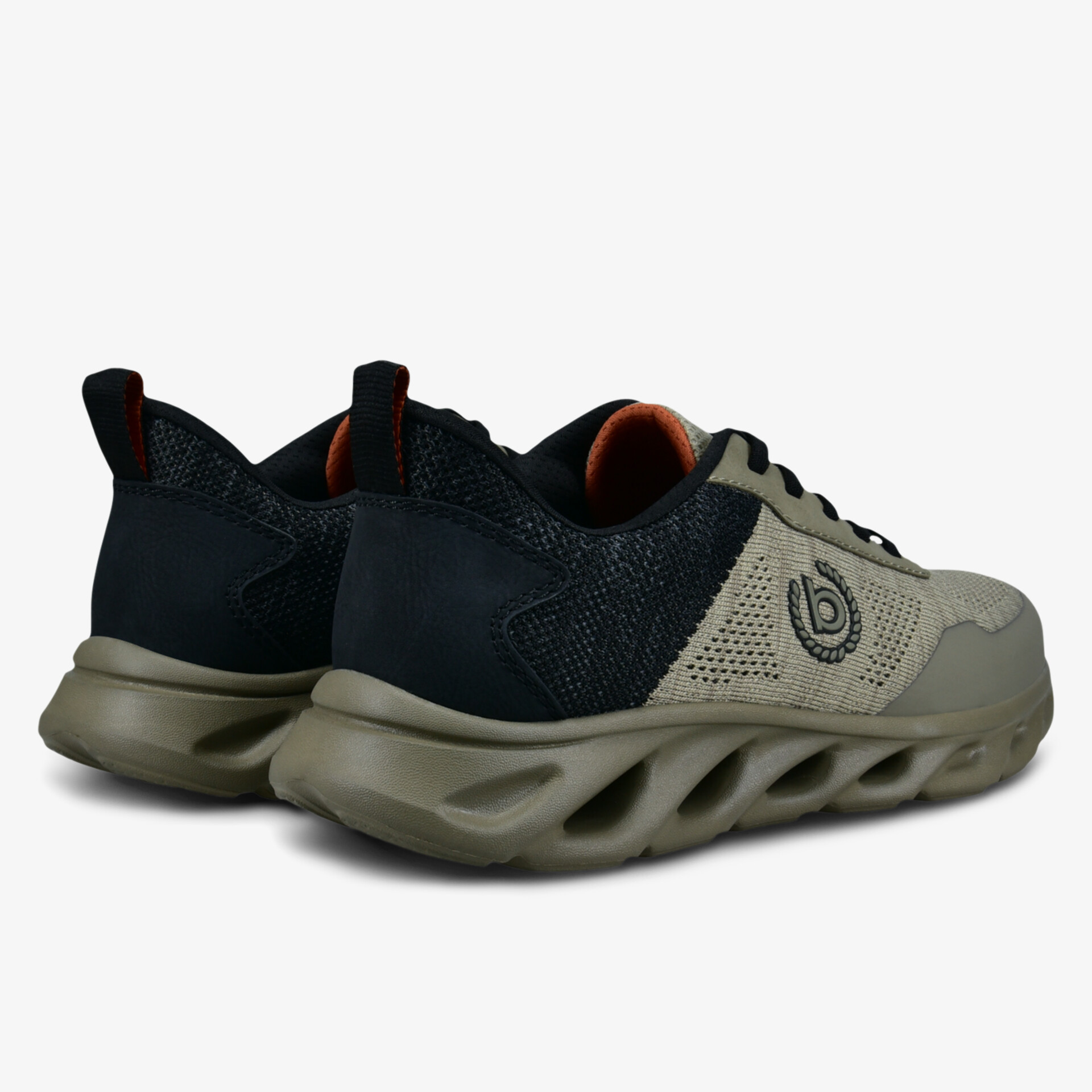 Leichte Sneaker mit atmungsaktivem Material und flexibler Sohle, moderne Optik und bequeme Passform