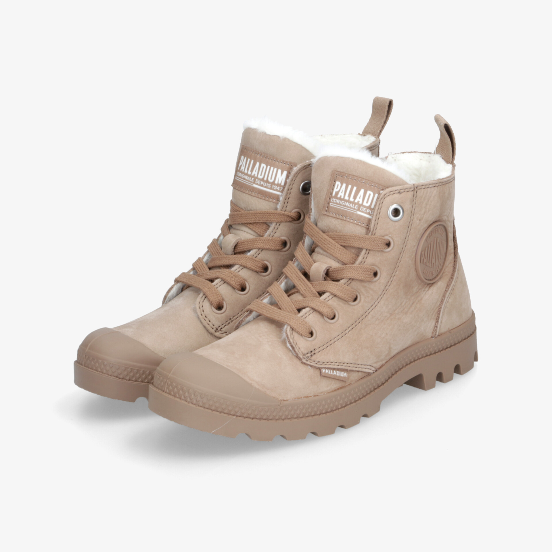 Beige robuste Stiefel mit rutschfester Sohle, verstärkter Zehenkappe und bequemem Schnürverschluss im Paar