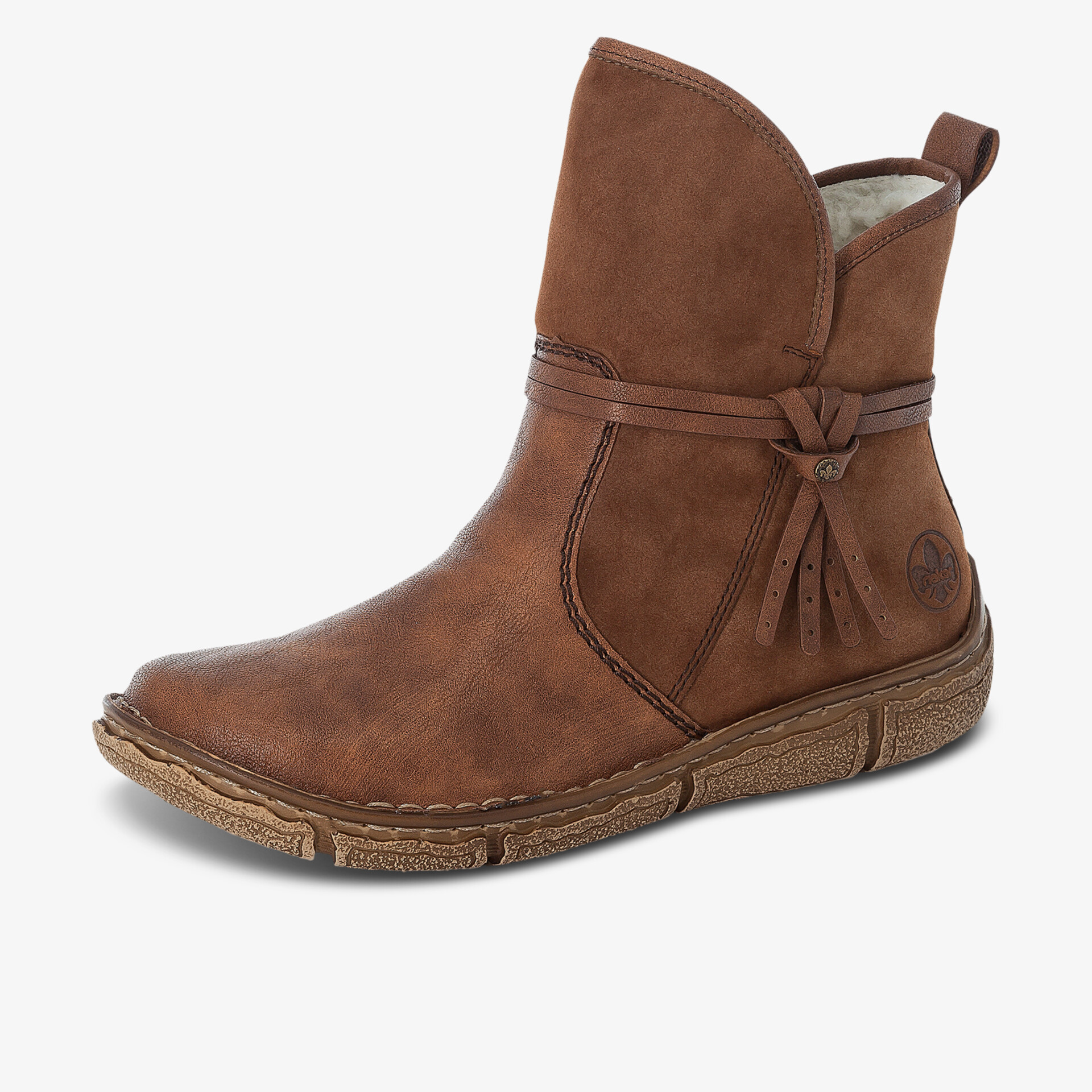 Modischer brauner knöchelhoher Boot mit weichem Material und dekorativer Schnalle für komfortablen Tragekomfort