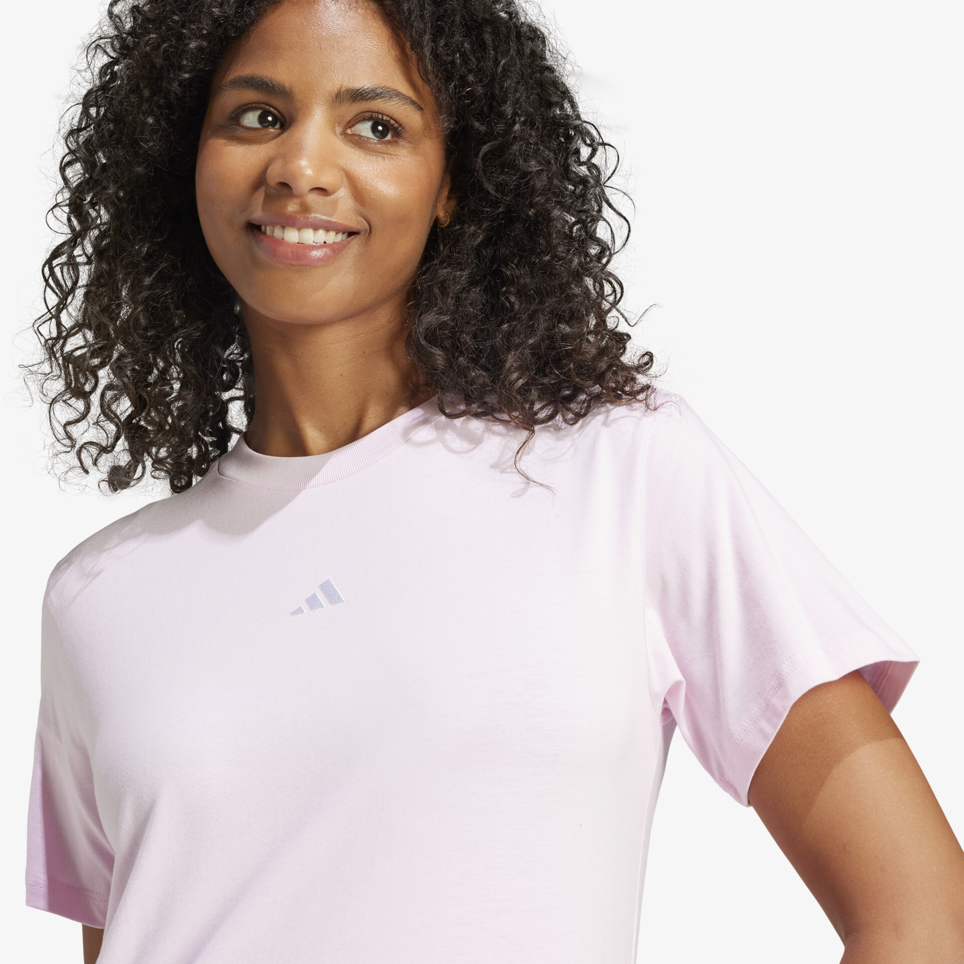 Rosafarbenes kurzärmeliges Shirt aus leichtem Stoff mit Rundhalsausschnitt und bequemer Passform