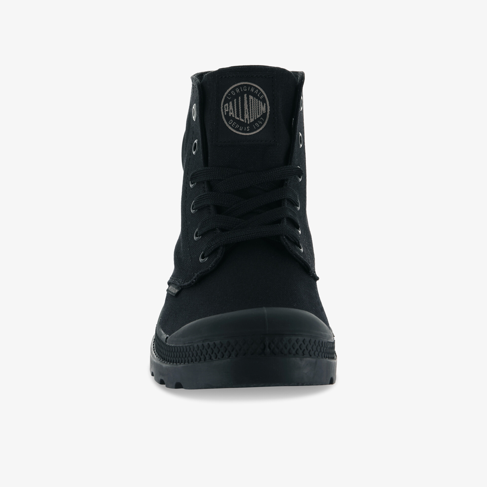 Schwarzer Schnürstiefel mit hohem Tragekomfort und robustem Design, perfekt für lässigen Stil.