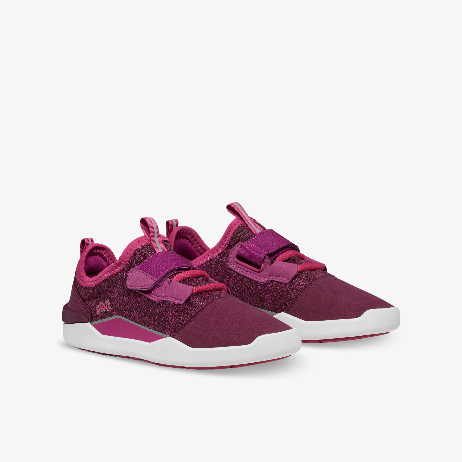 Moderne Sneaker in Rot und Pink mit verstellbaren Riemen und weißer Sohle für komfortablen, sportlichen Stil.