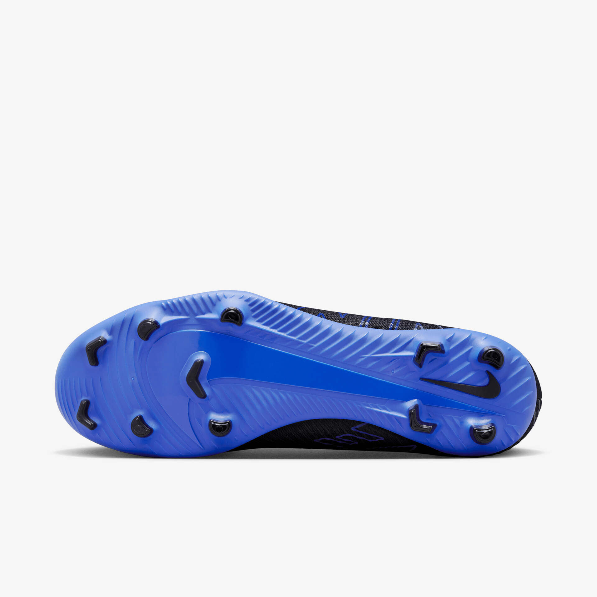 Profilierte blaue Fußballschuh-Sohle mit robustem, rutschfestem Design für optimale Bodenhaftung
