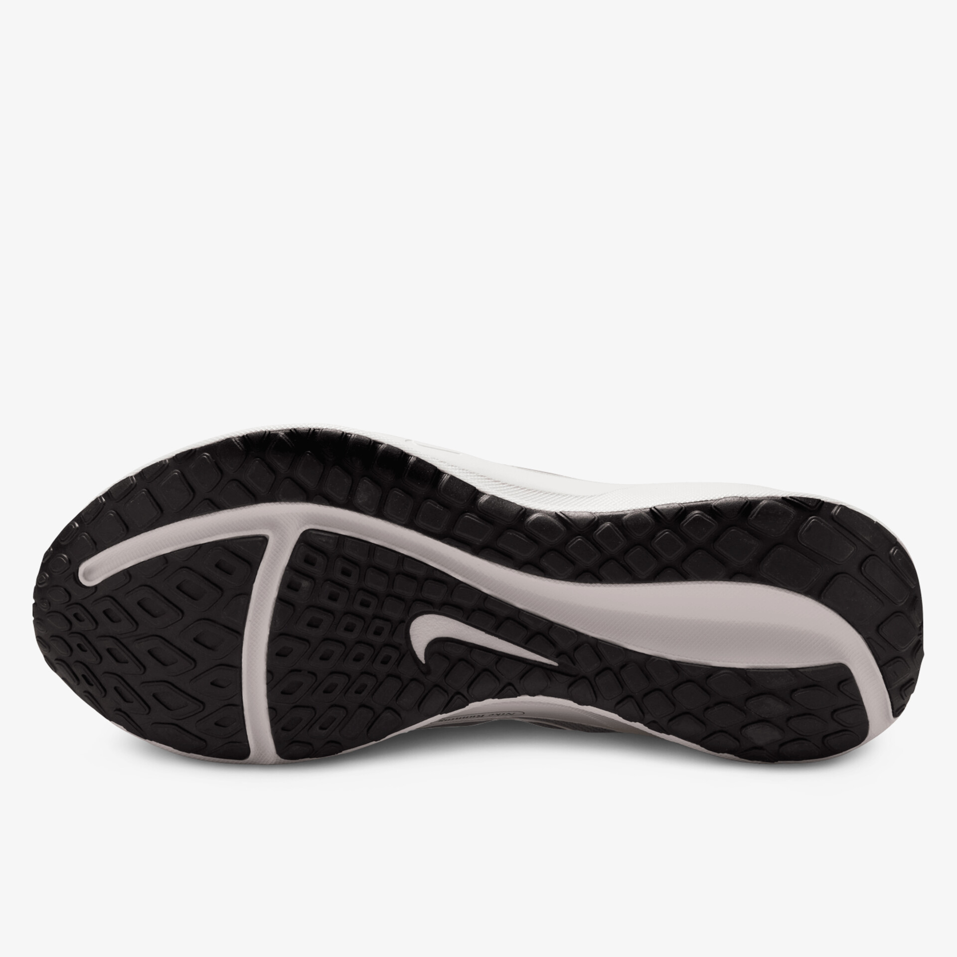 Robuste Schuhsohle mit tiefem Profil für optimalen Halt und rutschfesten Komfort auf verschiedenen Untergründen