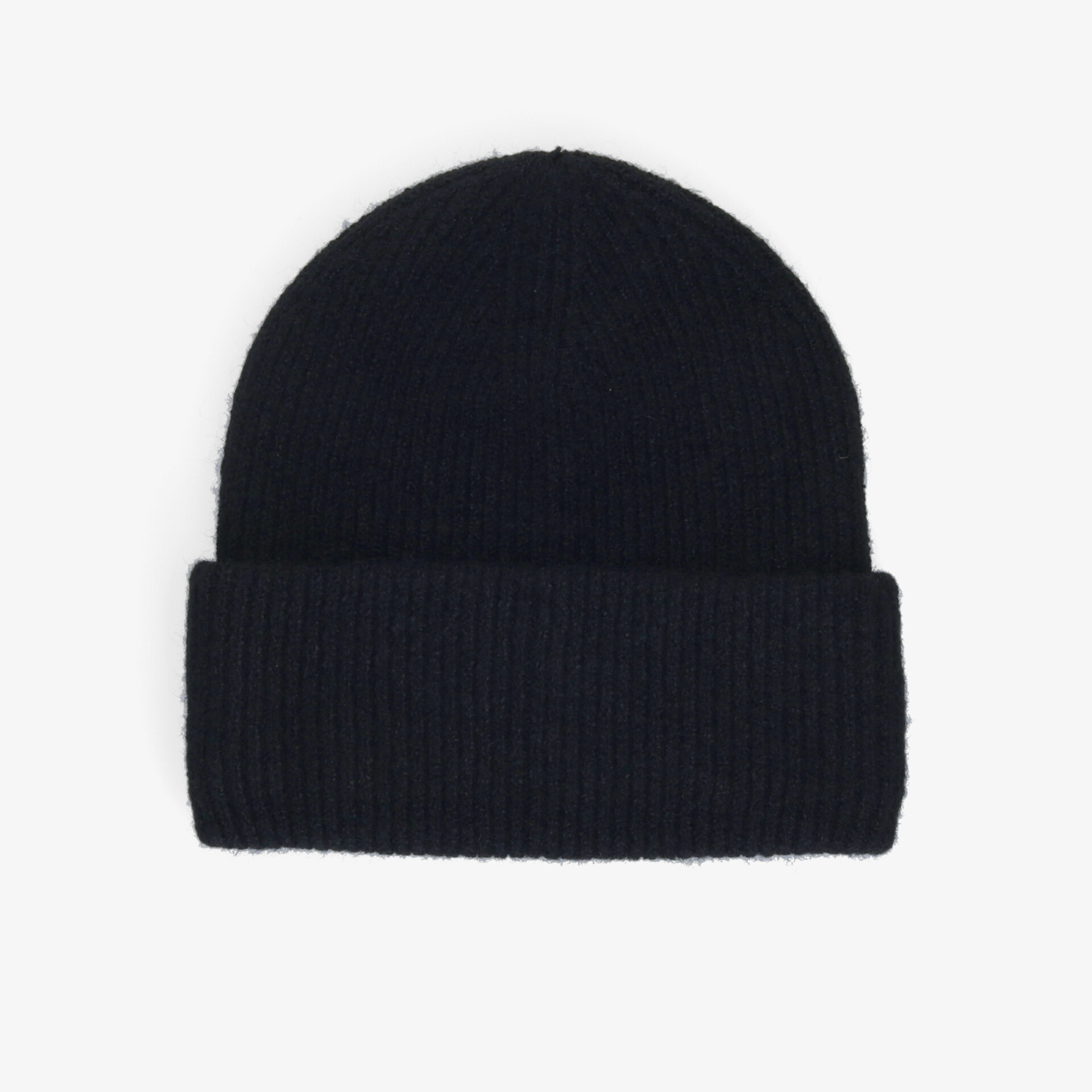 Schwarze Strickmütze mit breitem Bündchen, komfortabel und warm, ideal für kalte Wintertage