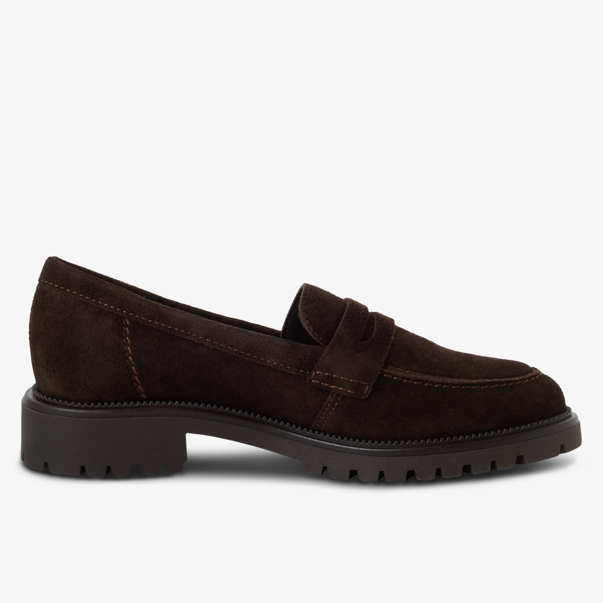 Seitliche Ansicht eines eleganten und bequemen Veloursleder-Loafers mit robuster rutschfester Sohle