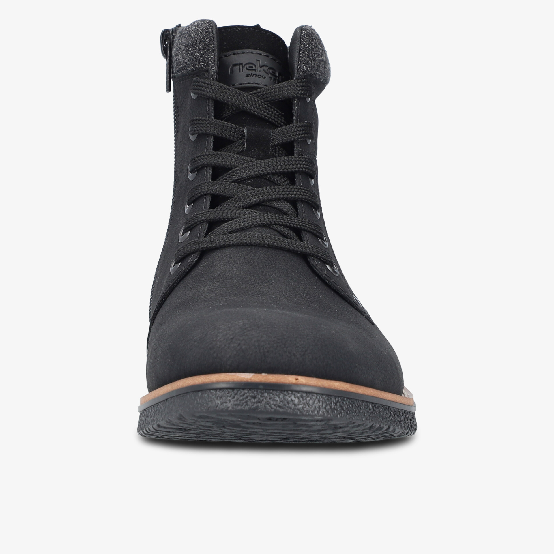 Robuster Schuh mit klassischer Schnürung und langlebigem Material, ideal für vielfältige Einsatzbereiche