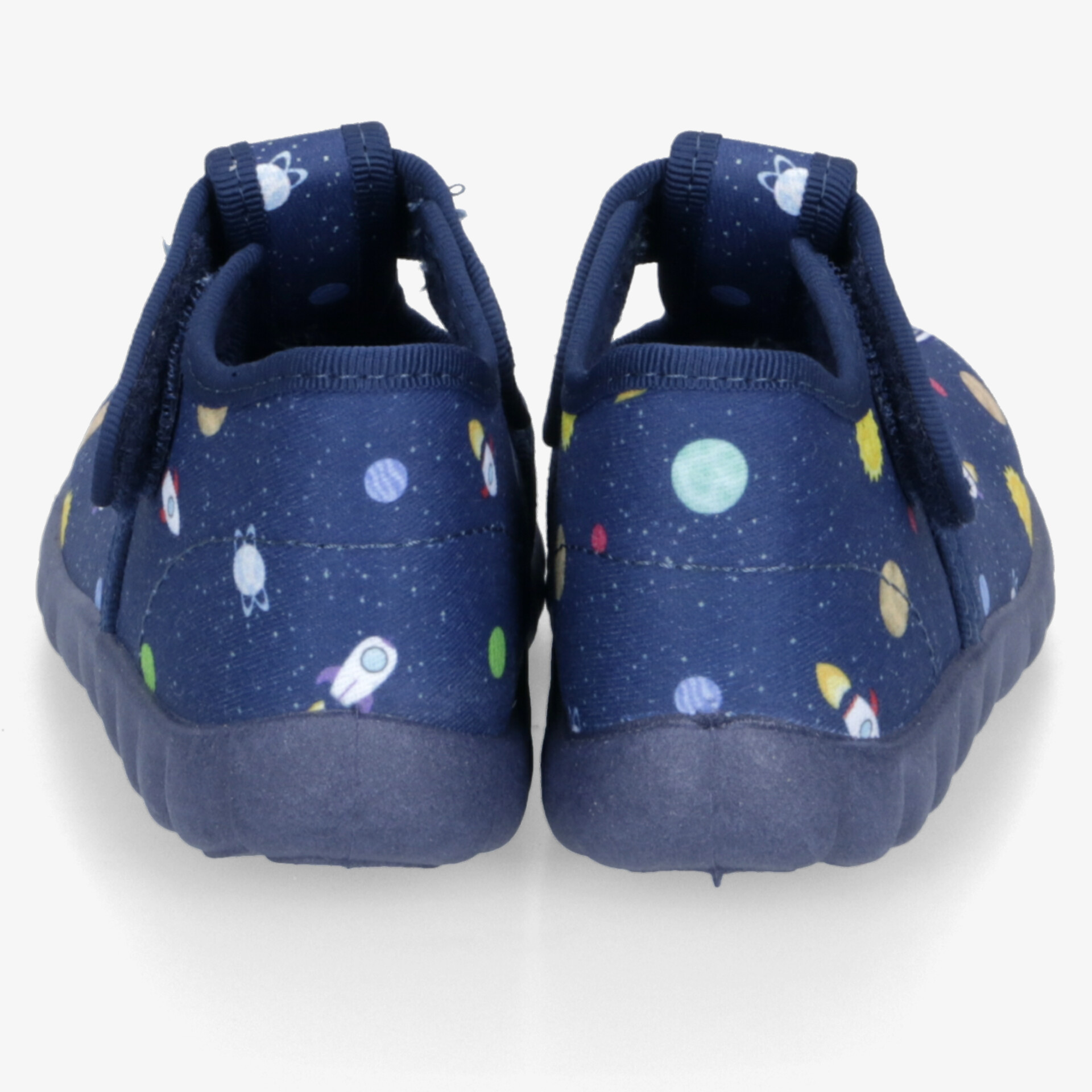 Bequeme Kinderschuhe mit weichem Material, rutschfester Sohle und buntem Planetenmuster, Rückansicht