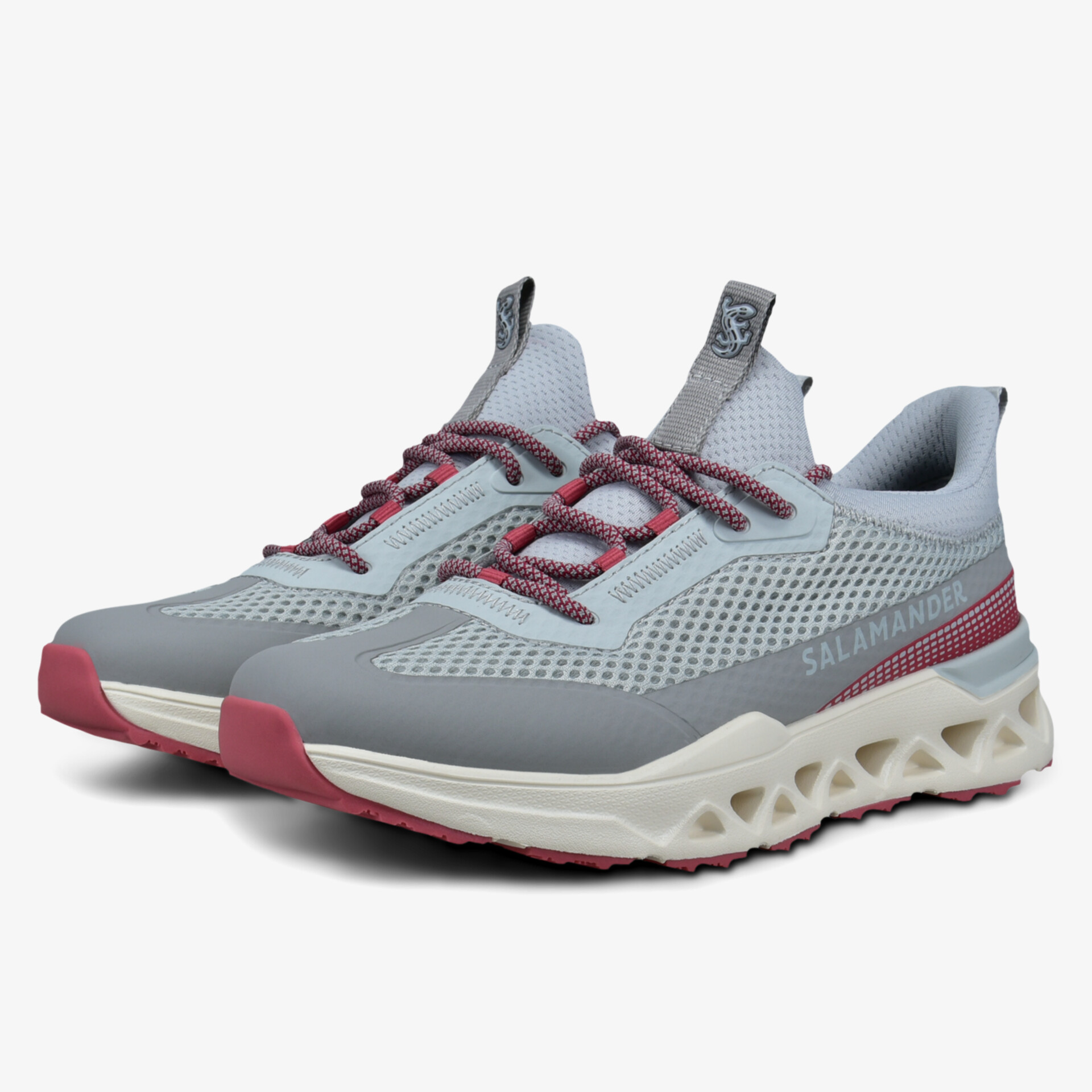 Stylische und komfortable Schuhe, ideal für Alltag und Sport. Leichtes, atmungsaktives Design mit rutschfester Sohle.