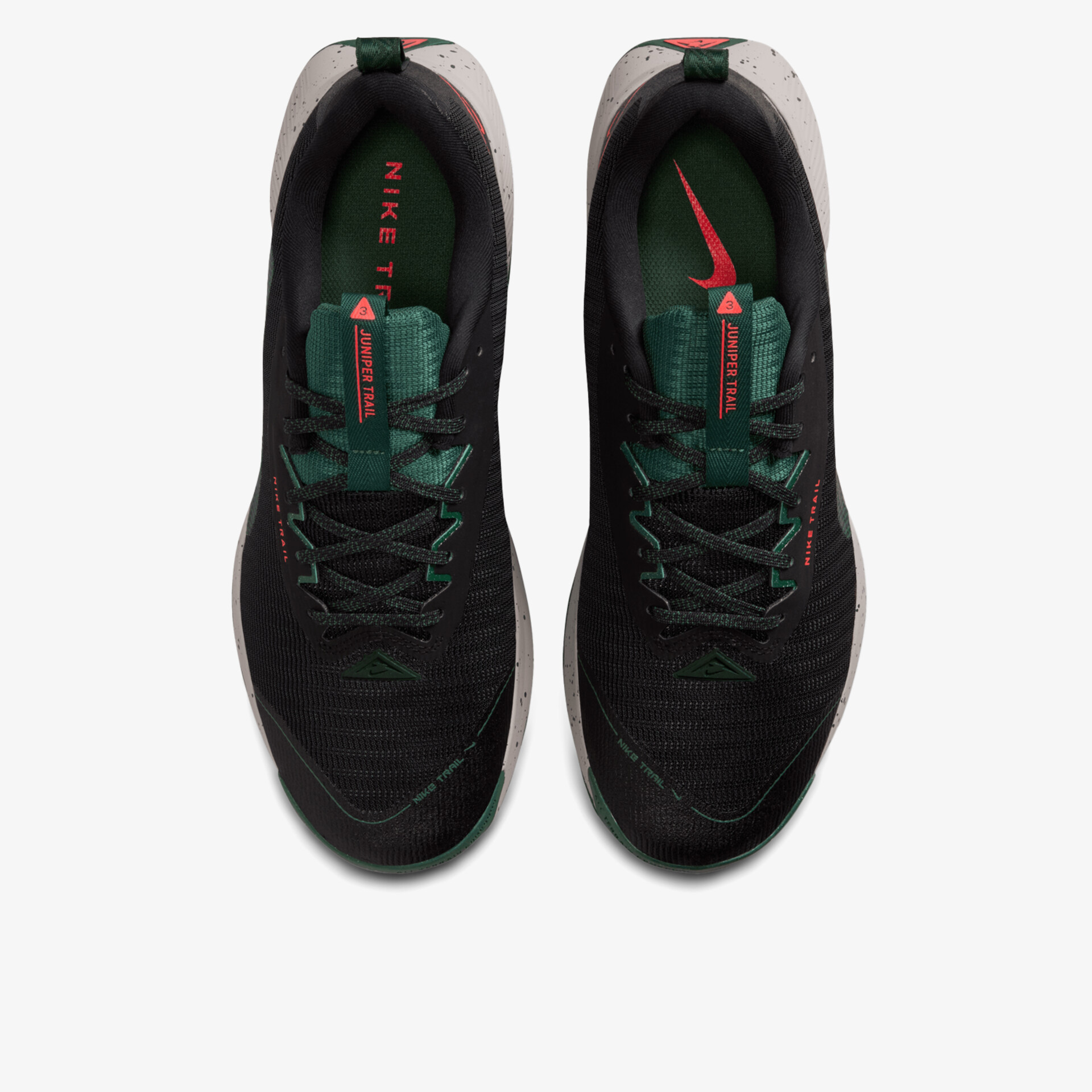 Leichter atmungsaktiver Sportschuh mit robuster Schnürung und griffiger Sohle für optimalen Komfort