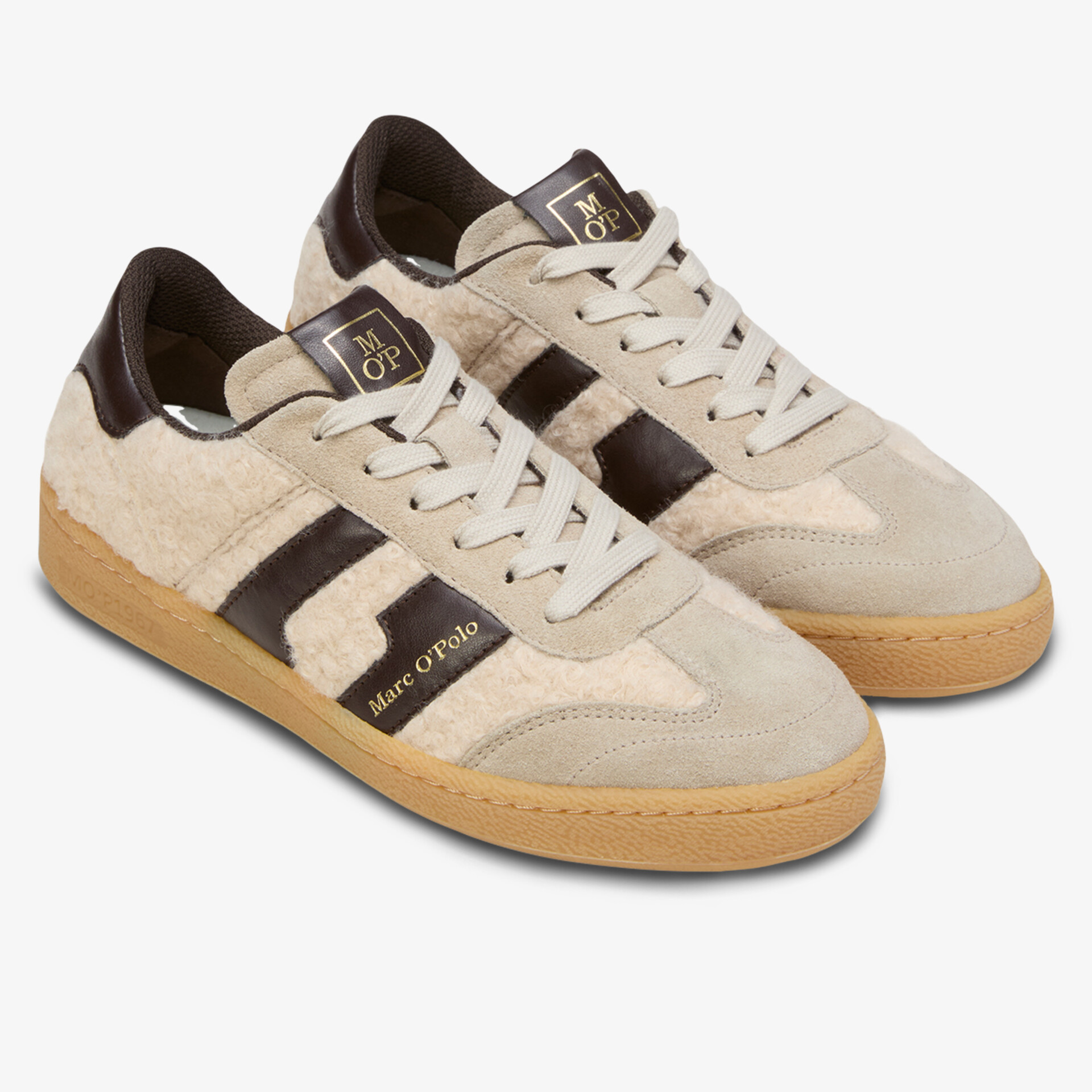 Bequeme Sneaker aus Rauleder in beige mit braunen Akzenten und robuster Gummisohle, sportlich und stilvoll