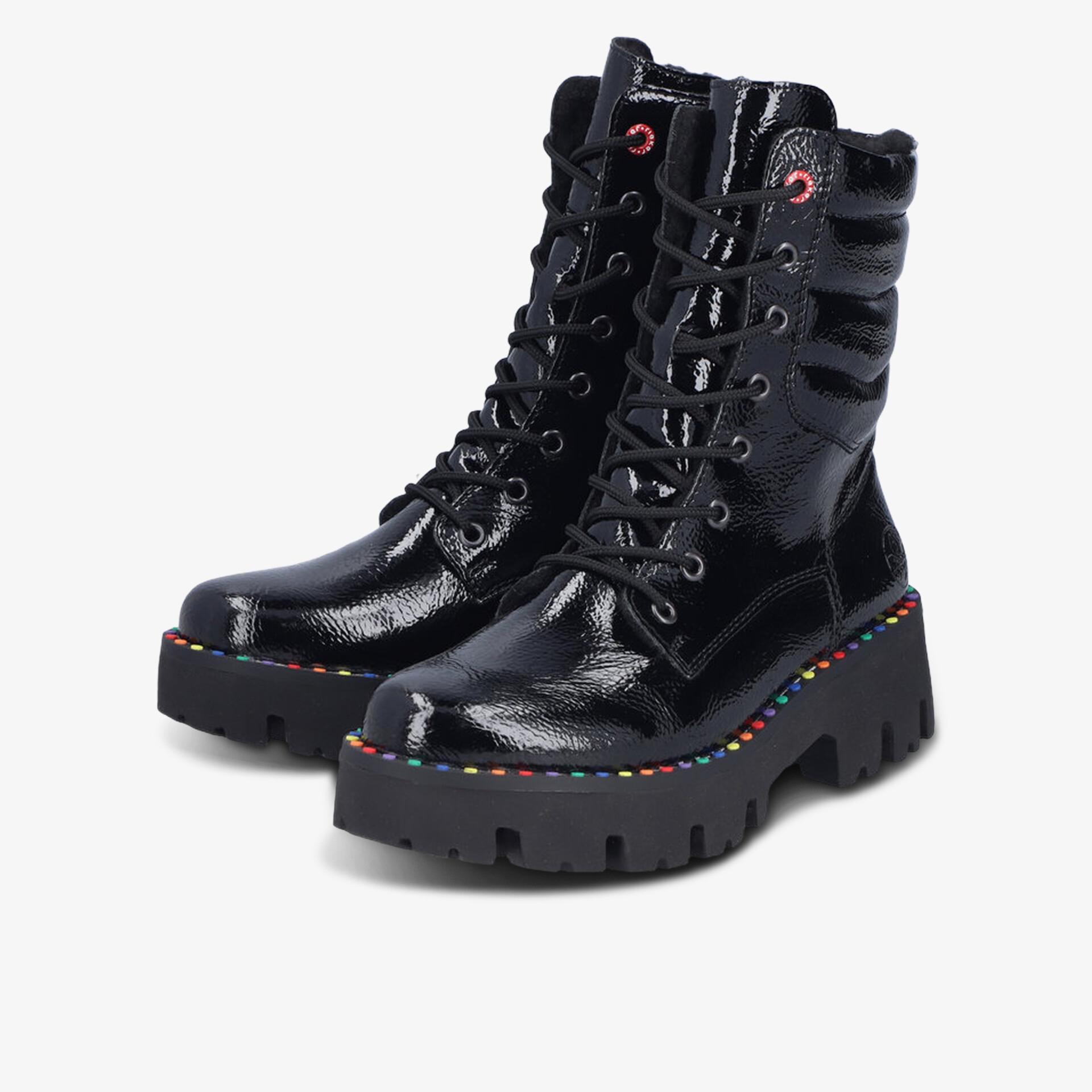 Schwarze Schnürstiefel aus Lackleder mit markanter Plateau-Profilsohle und farbigen Ziernähten